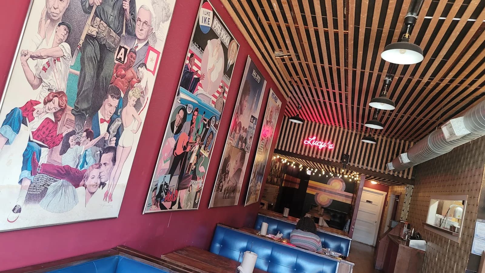 Lucy's Fried Chicken & Smashburgers photo 3