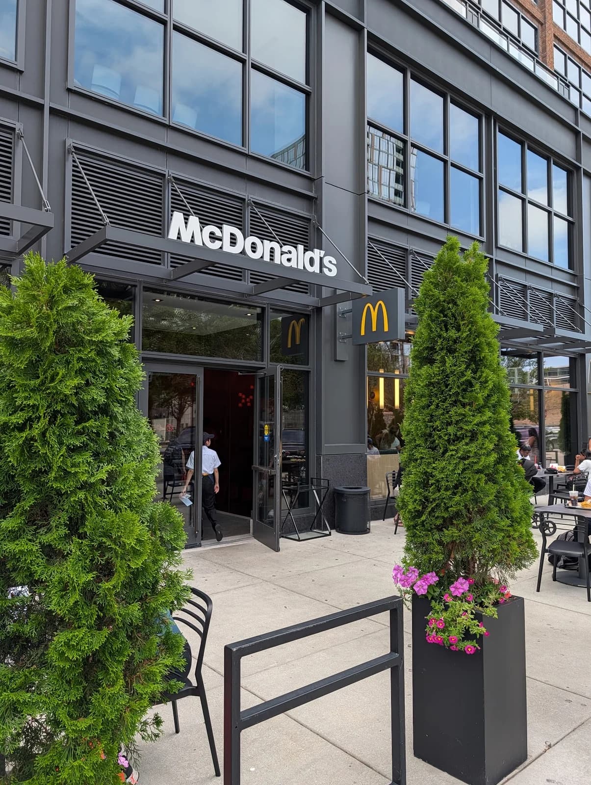 McDonald’s photo 3