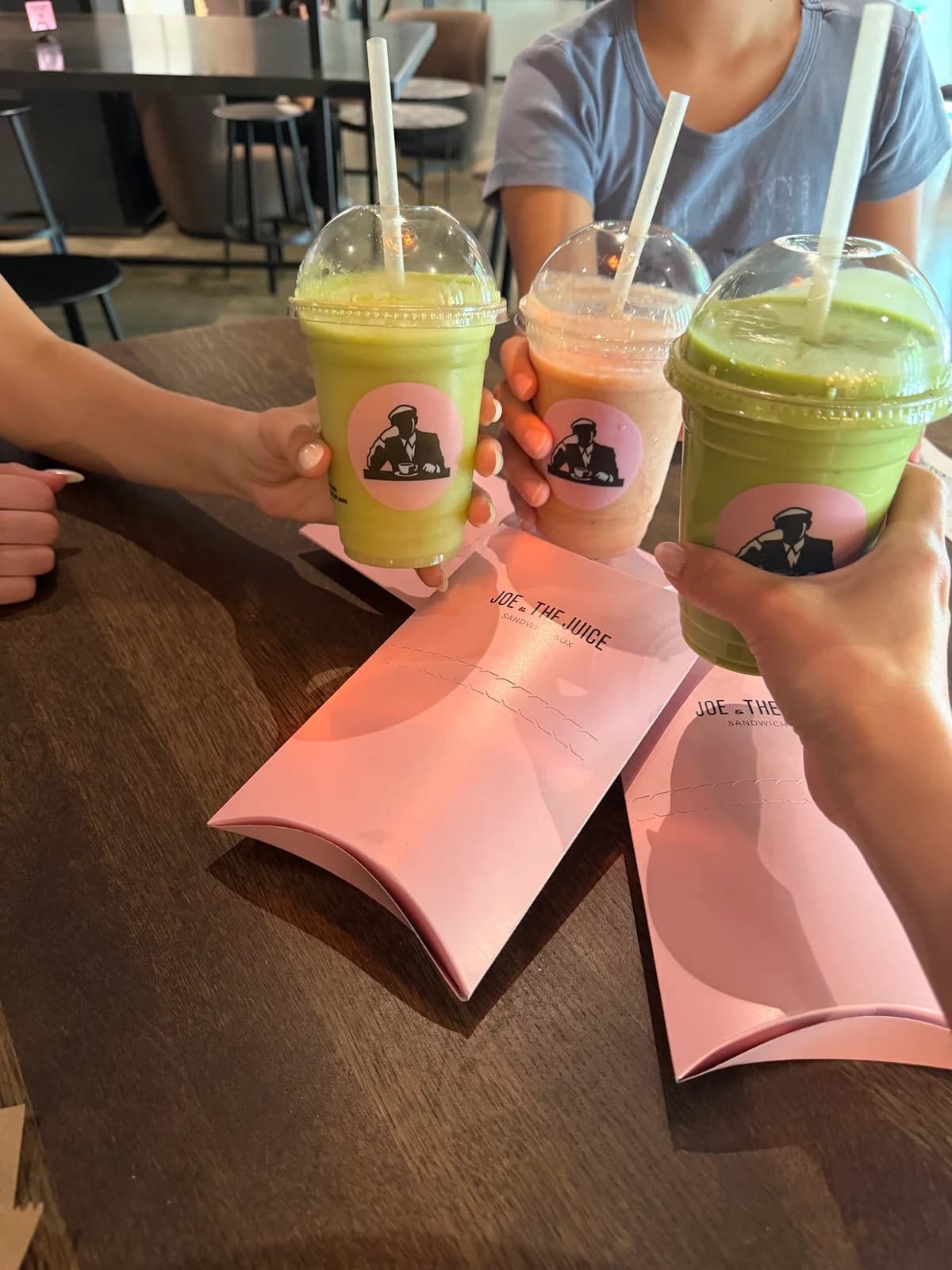 JOE & THE JUICE photo 8