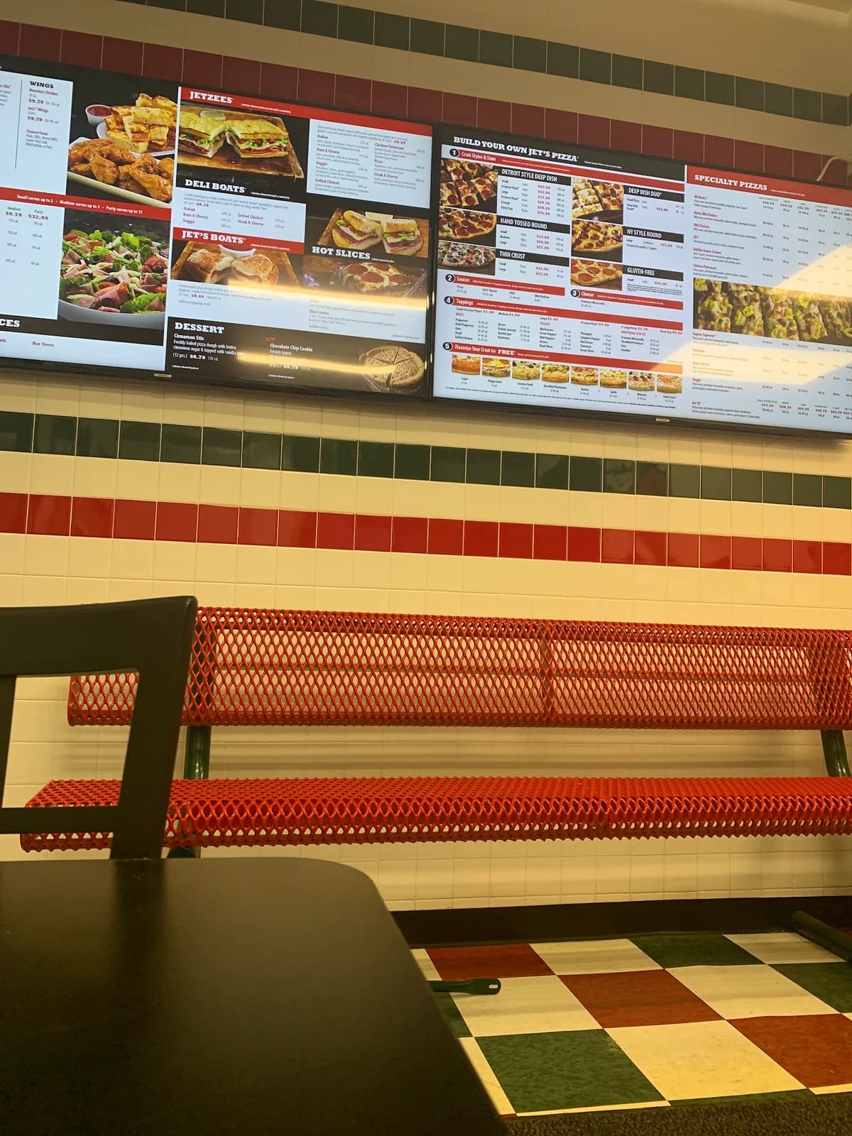 Jet’s Pizza photo 4