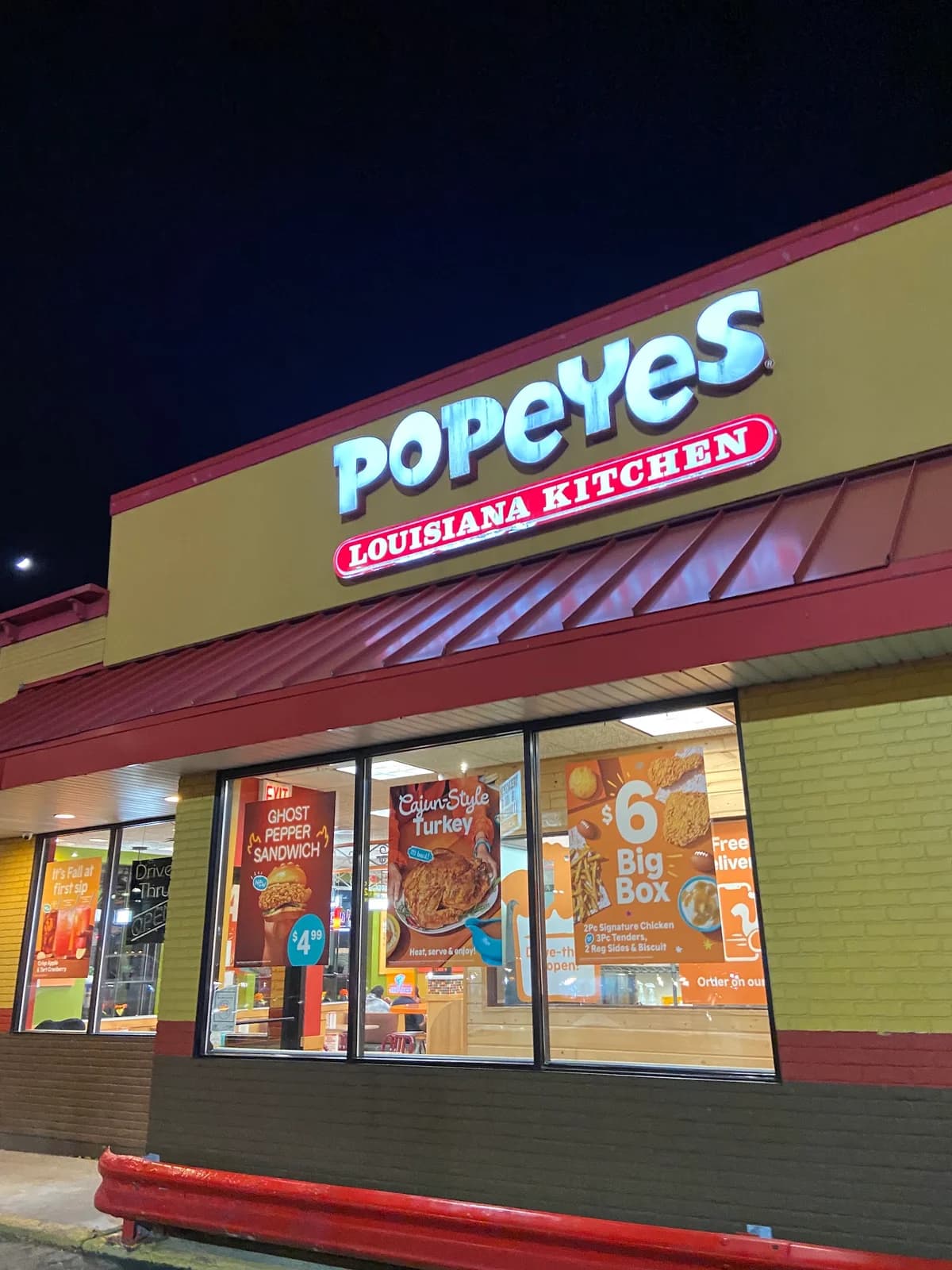 Popeyes Louisiana Kitchen photo 3