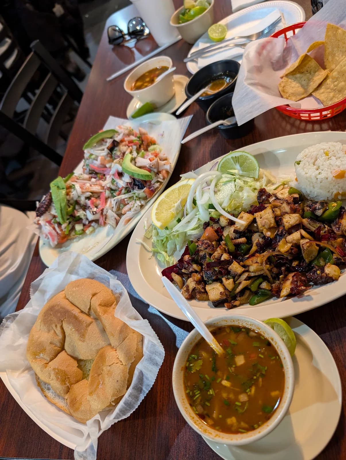 El Tecolote Restaurant photo 7