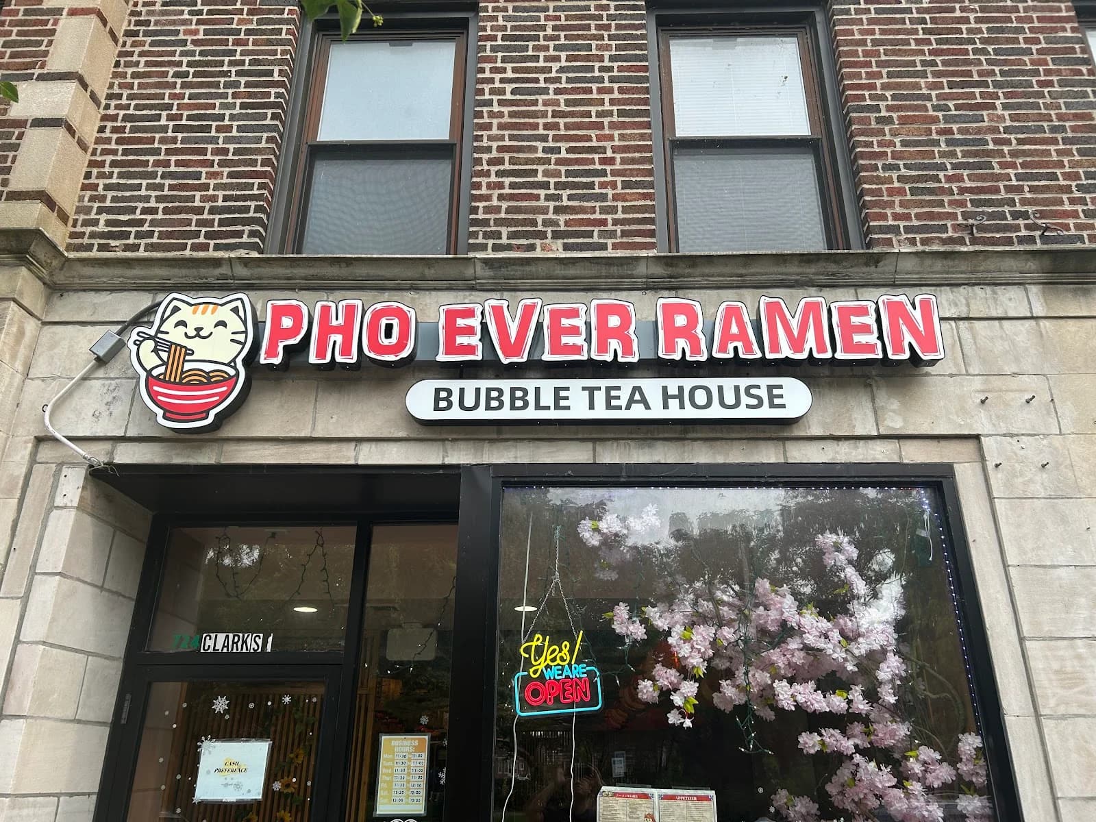 PHO EVER RAMEN &BUBBLE TEA HOUSE photo 3