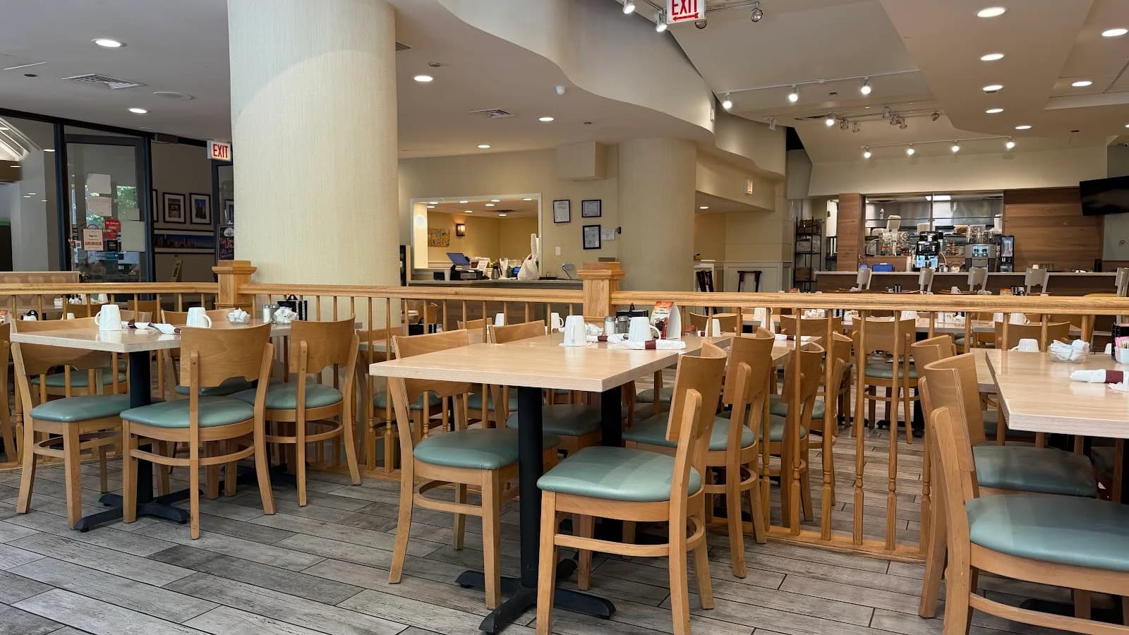 Eggs, Inc. Cafe Restaurant photo 2