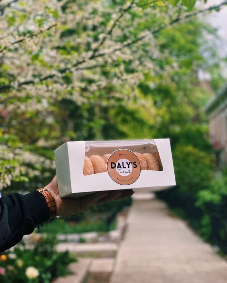 Daly's Donuts photo 9