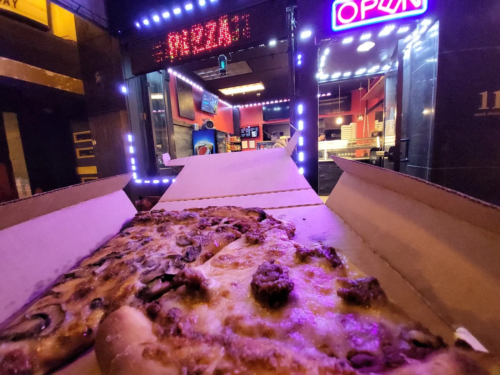 Georgio's on Division photo 8