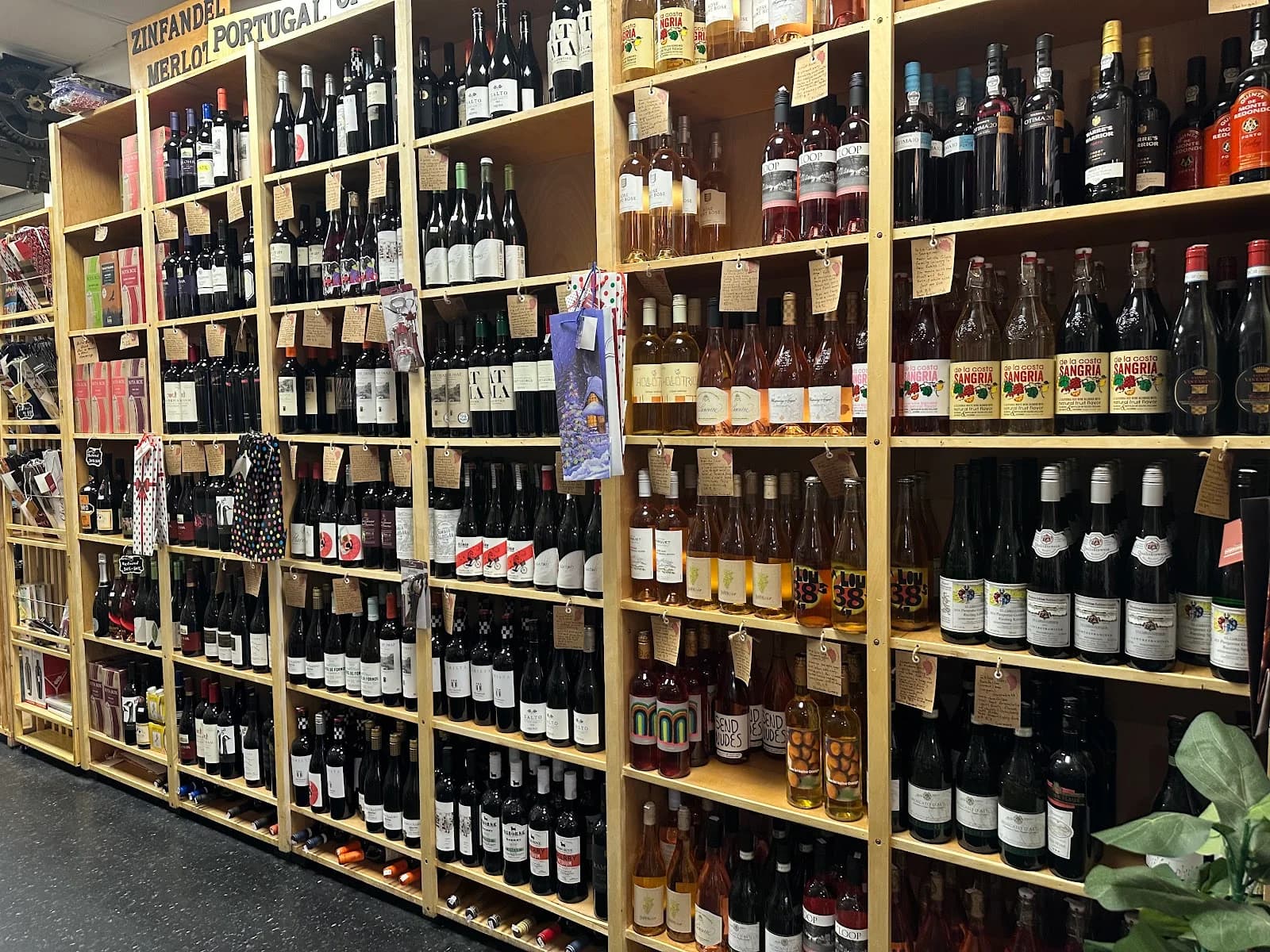NORTH BUENA DELI (LINCOLN PARK) photo 5