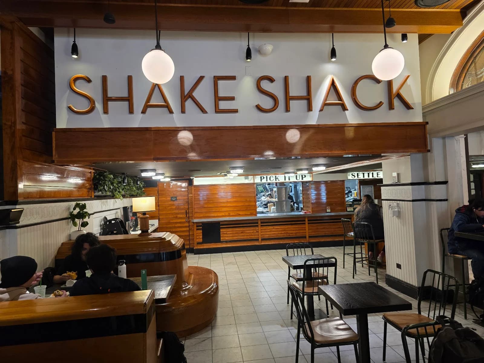 Shake Shack Chicago Athletic Association photo 2