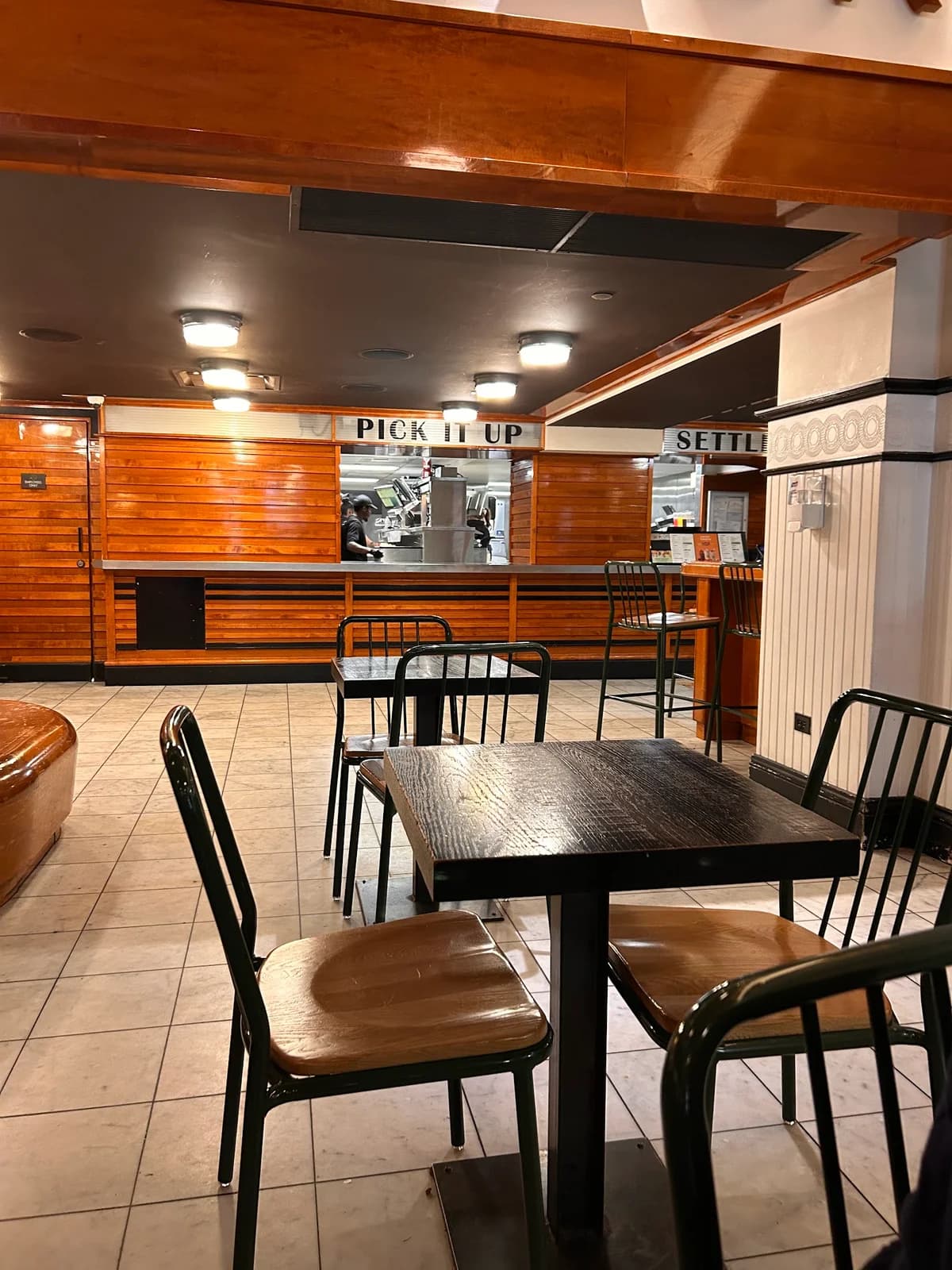 Shake Shack Chicago Athletic Association photo 4