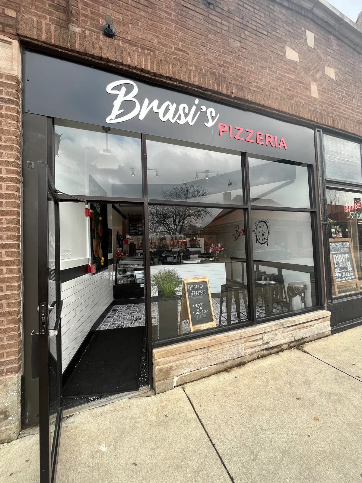 Brasi's Pizzeria photo 4