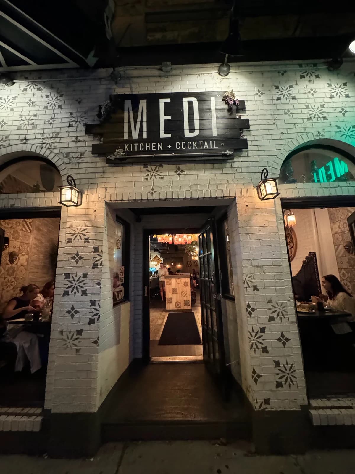 Medi Kitchen & Cocktail photo 4