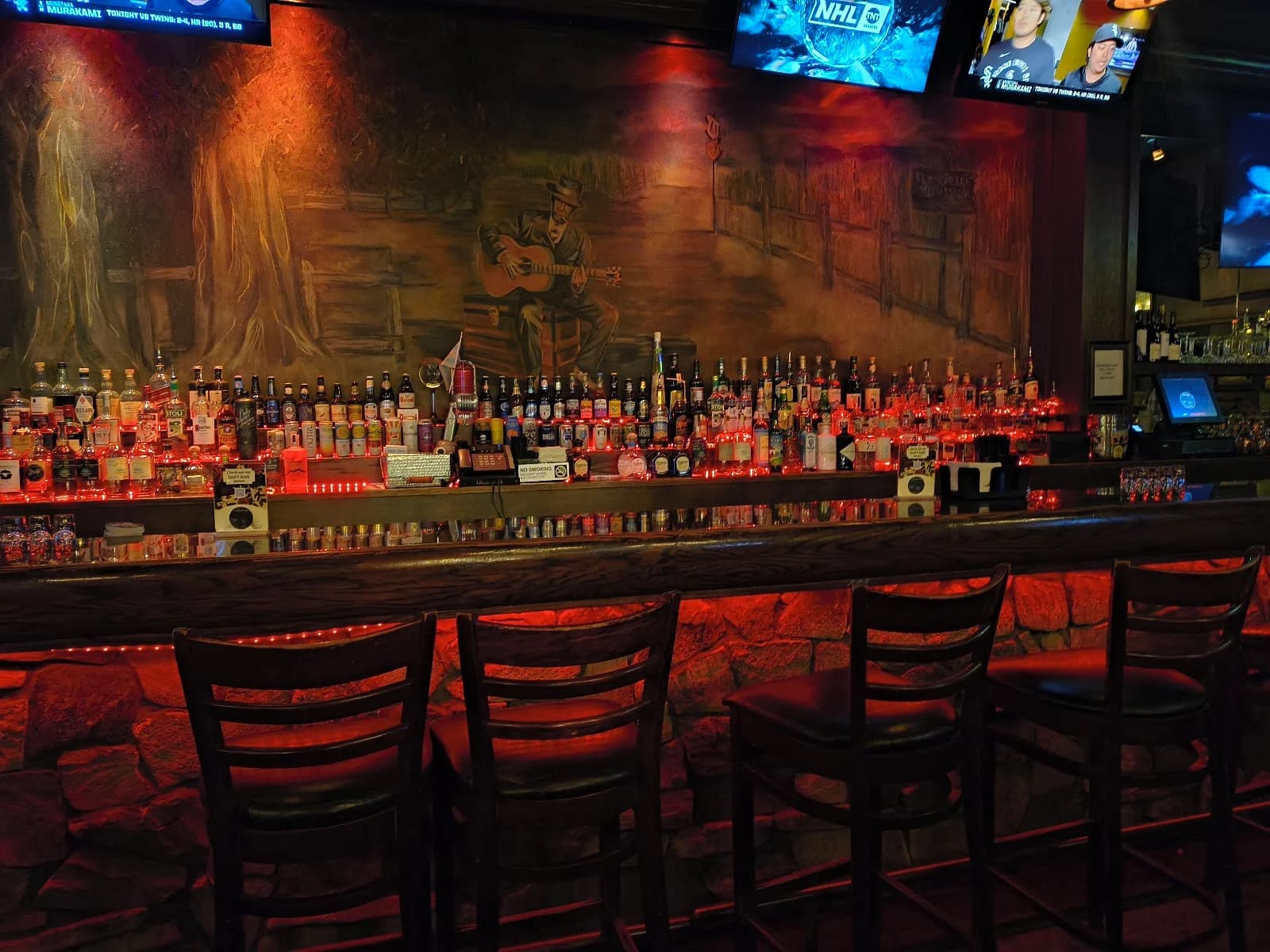 The CrossRoads Bar & Grill photo 2