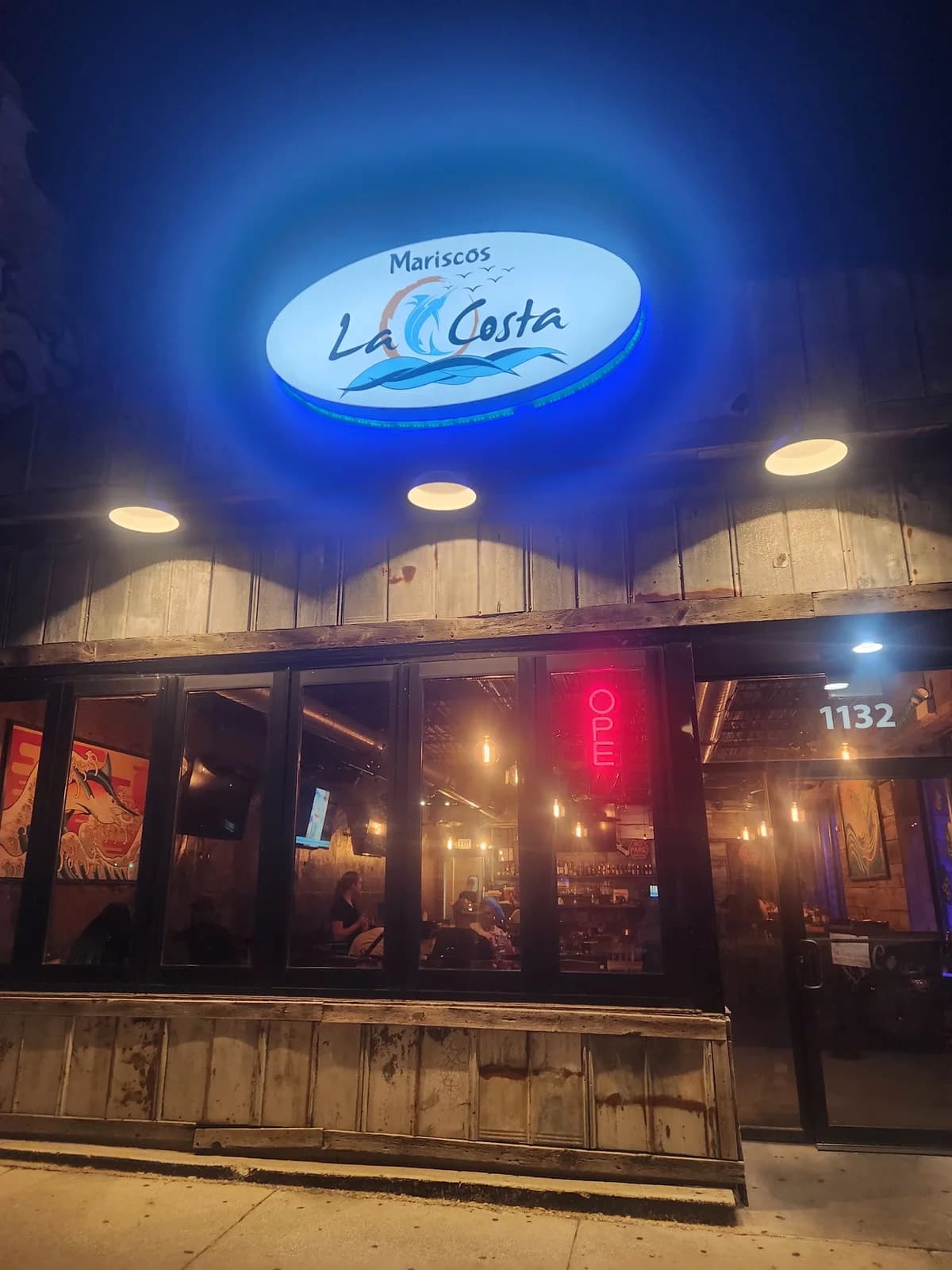 Mariscos La Costa West Town photo 2