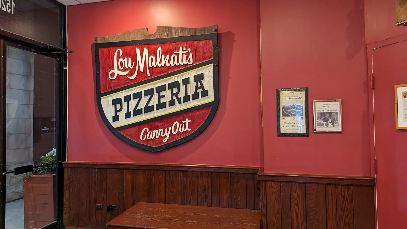 Lou Malnati's Pizzeria photo 1