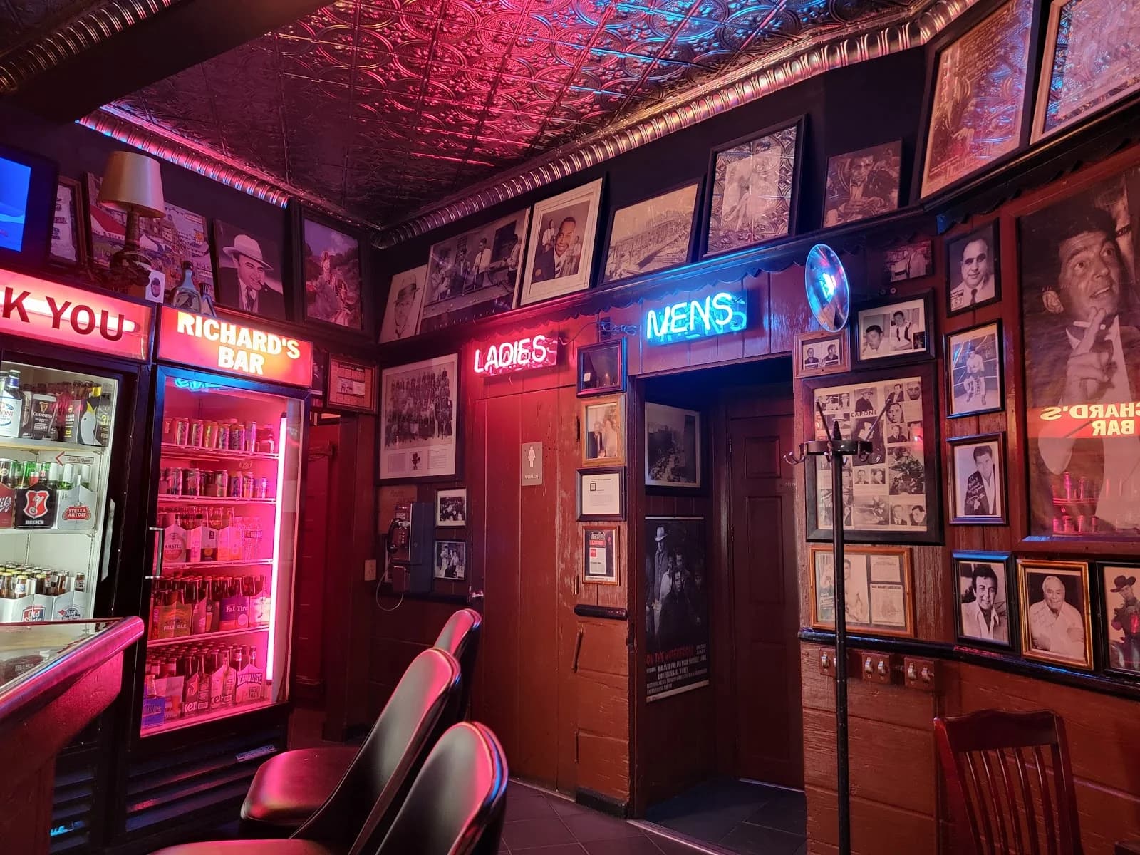 Richard's Bar photo 2