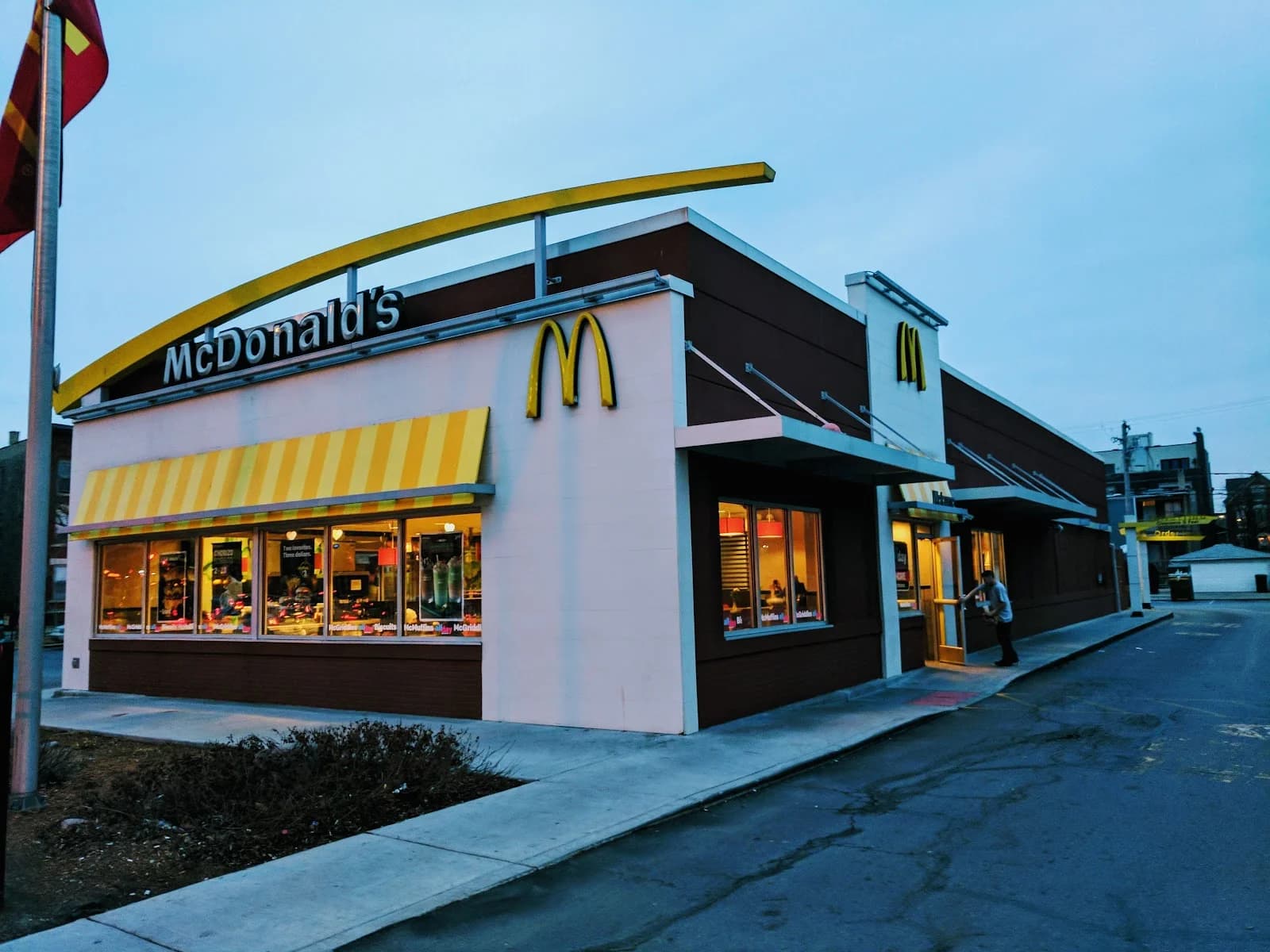 McDonald's photo 1