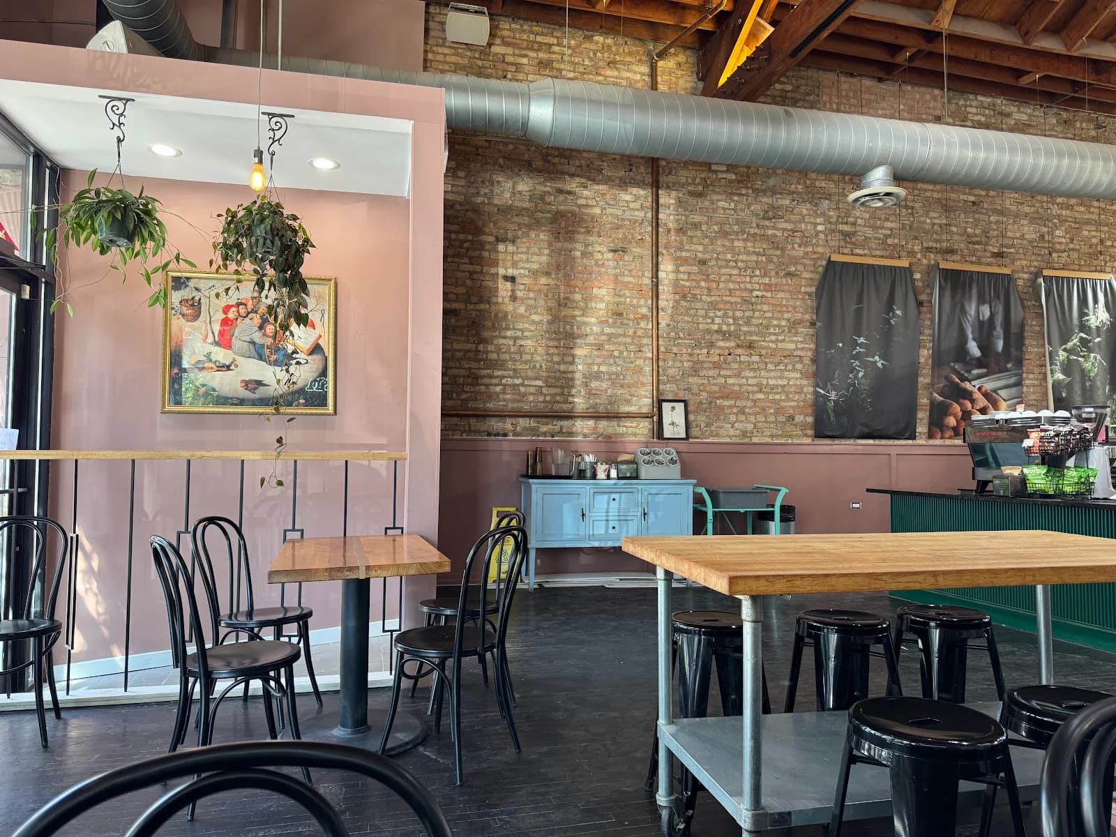 pHlour Bakery & Cafe photo 1