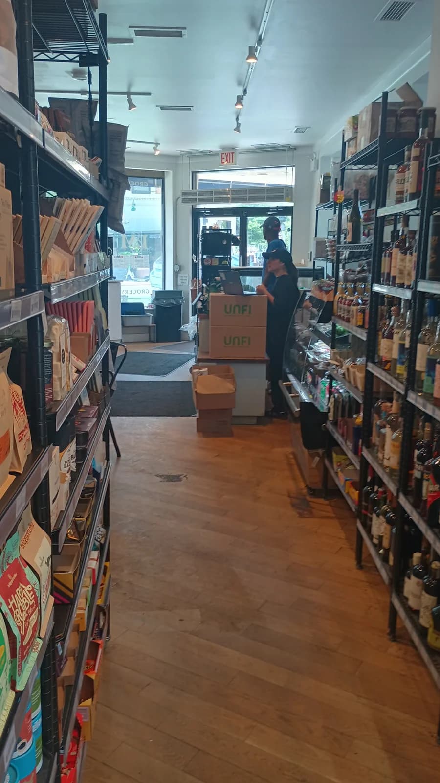 L&M Fine Foods & Sandwich Shop photo 3