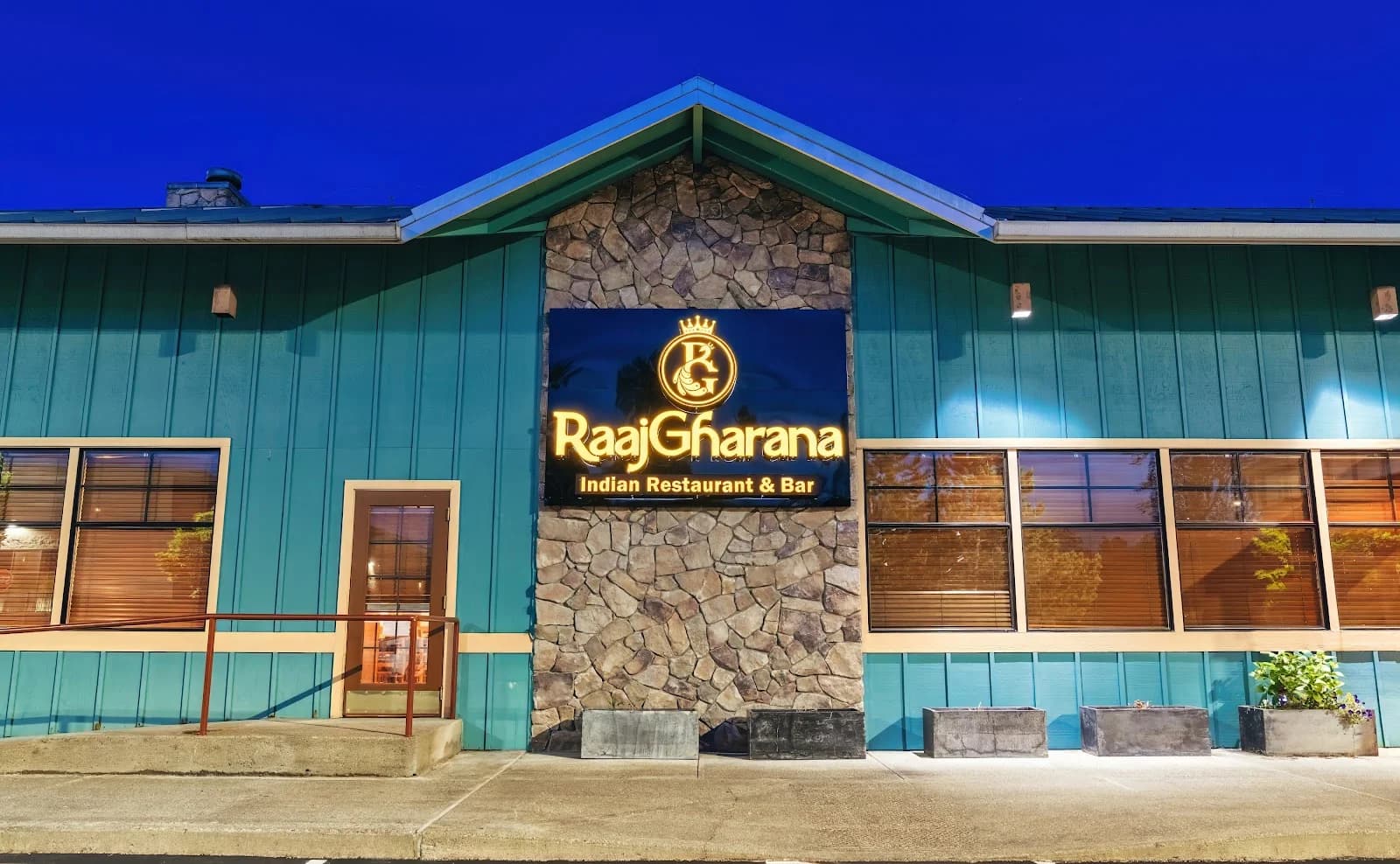RaajGharana Indian Restaurant & Bar photo 3