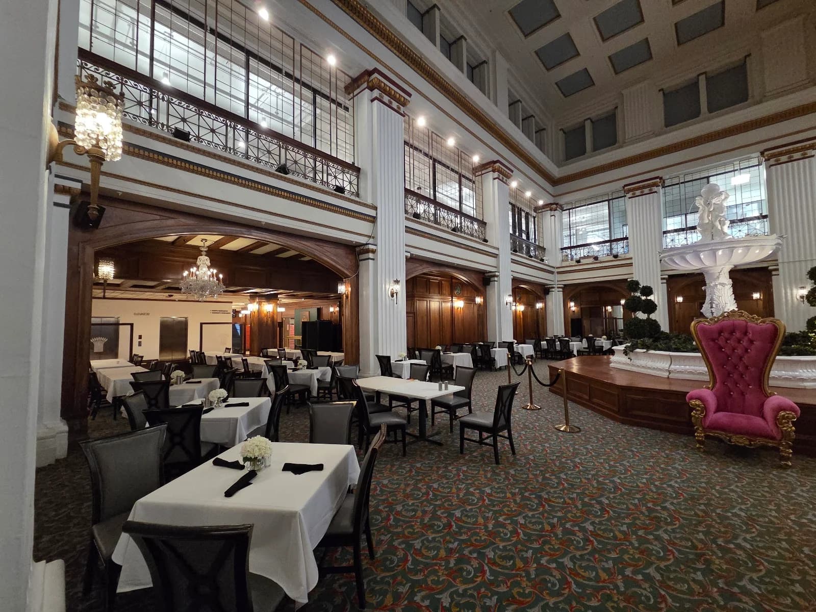 The Walnut Room photo 4