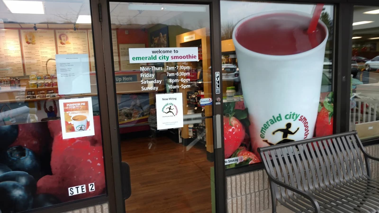 Emerald City Smoothie photo 7
