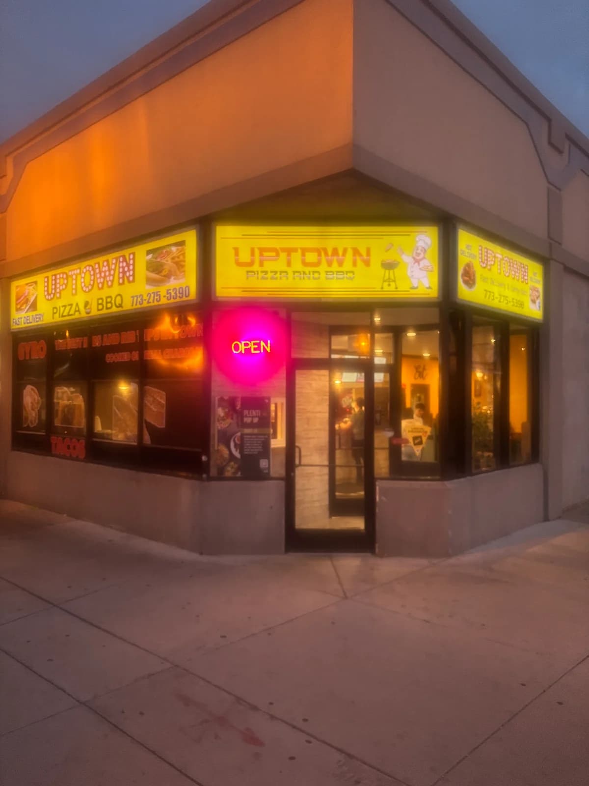Uptown Pizza & Barbecue Restaurant photo 1