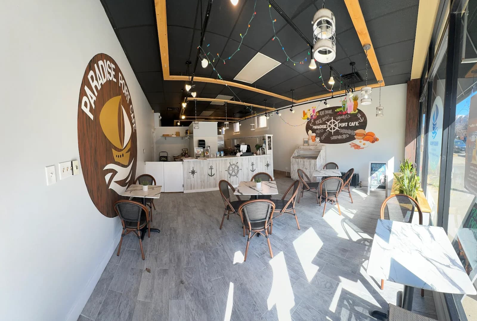 Paradise Port Cafe photo 1