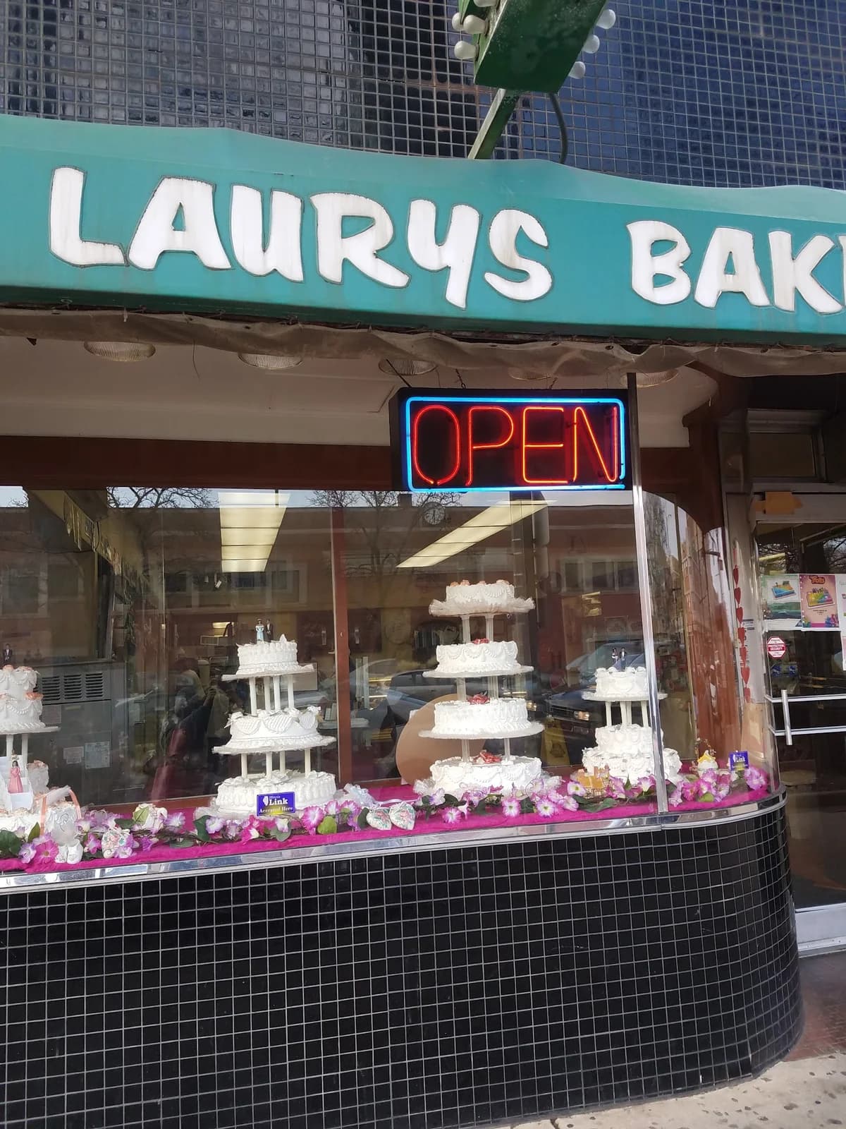 Laury's Bakery & Cake photo 3