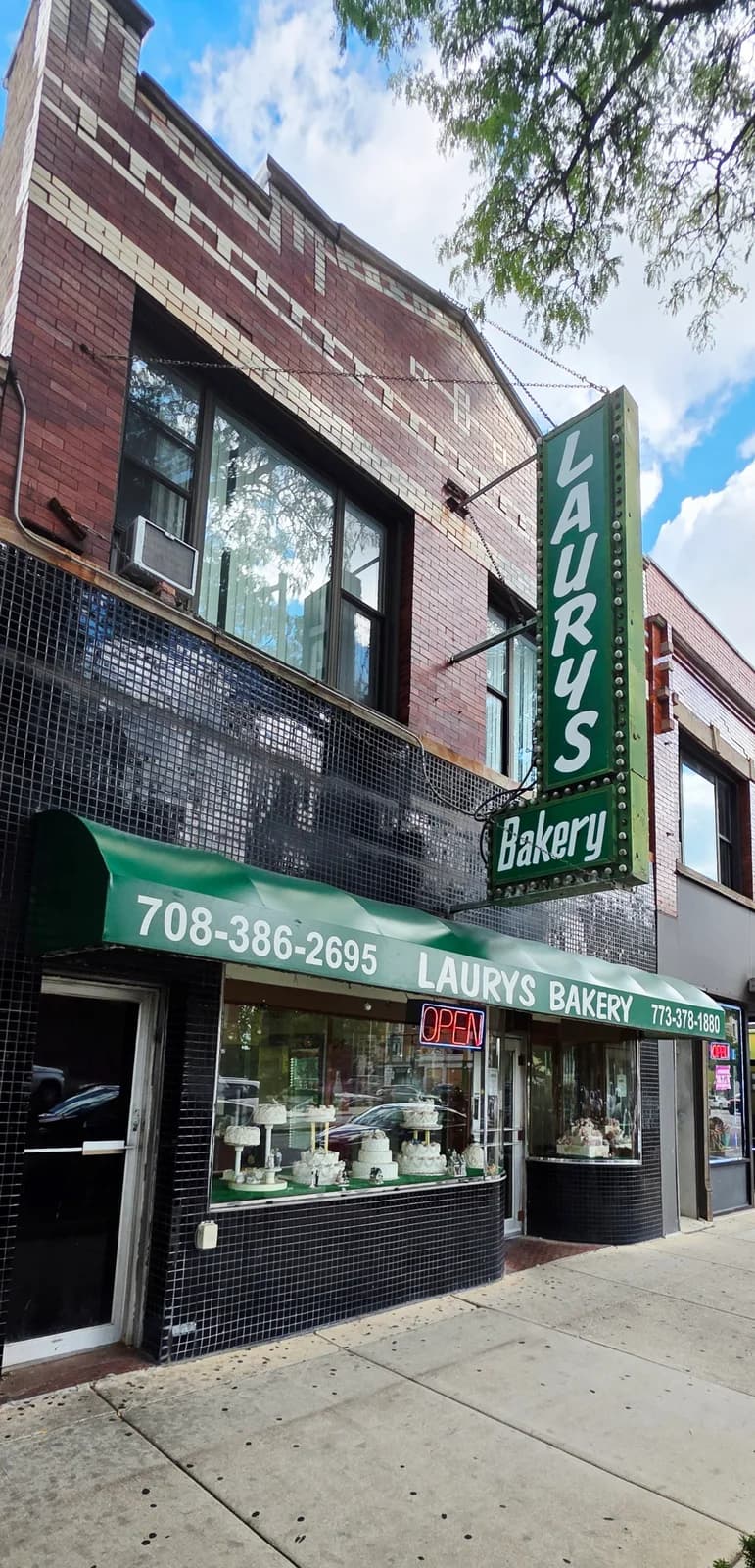 Laury's Bakery & Cake photo 1