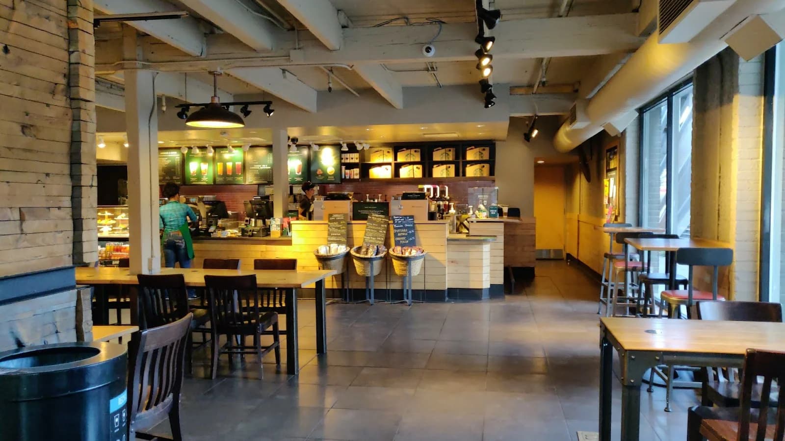 Starbucks Coffee Company photo 1