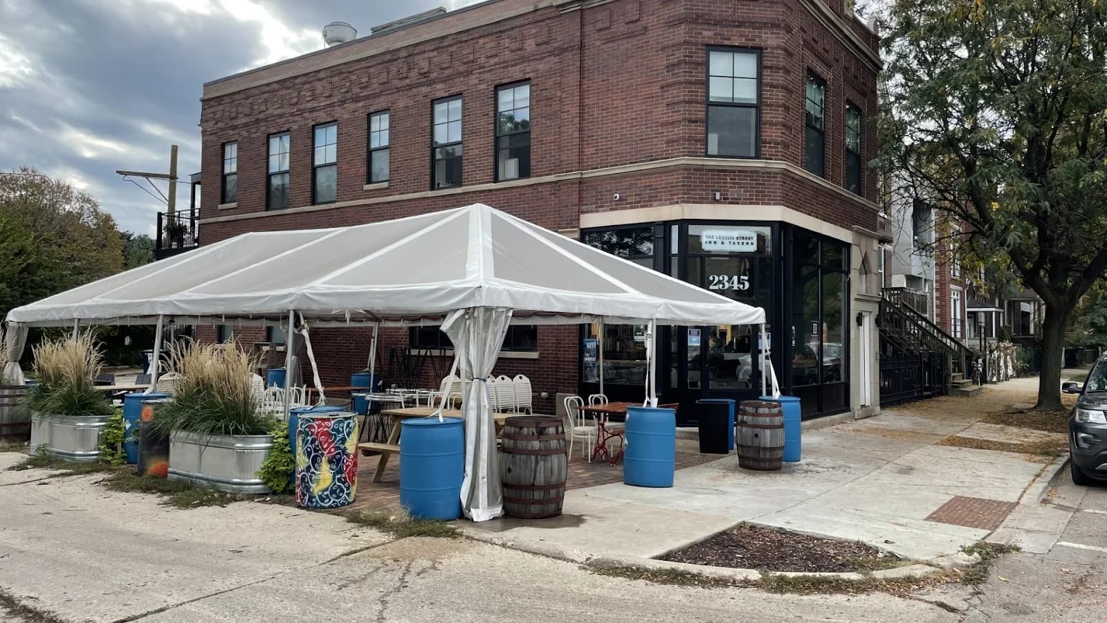 The Leavitt Street Inn & Tavern photo 2