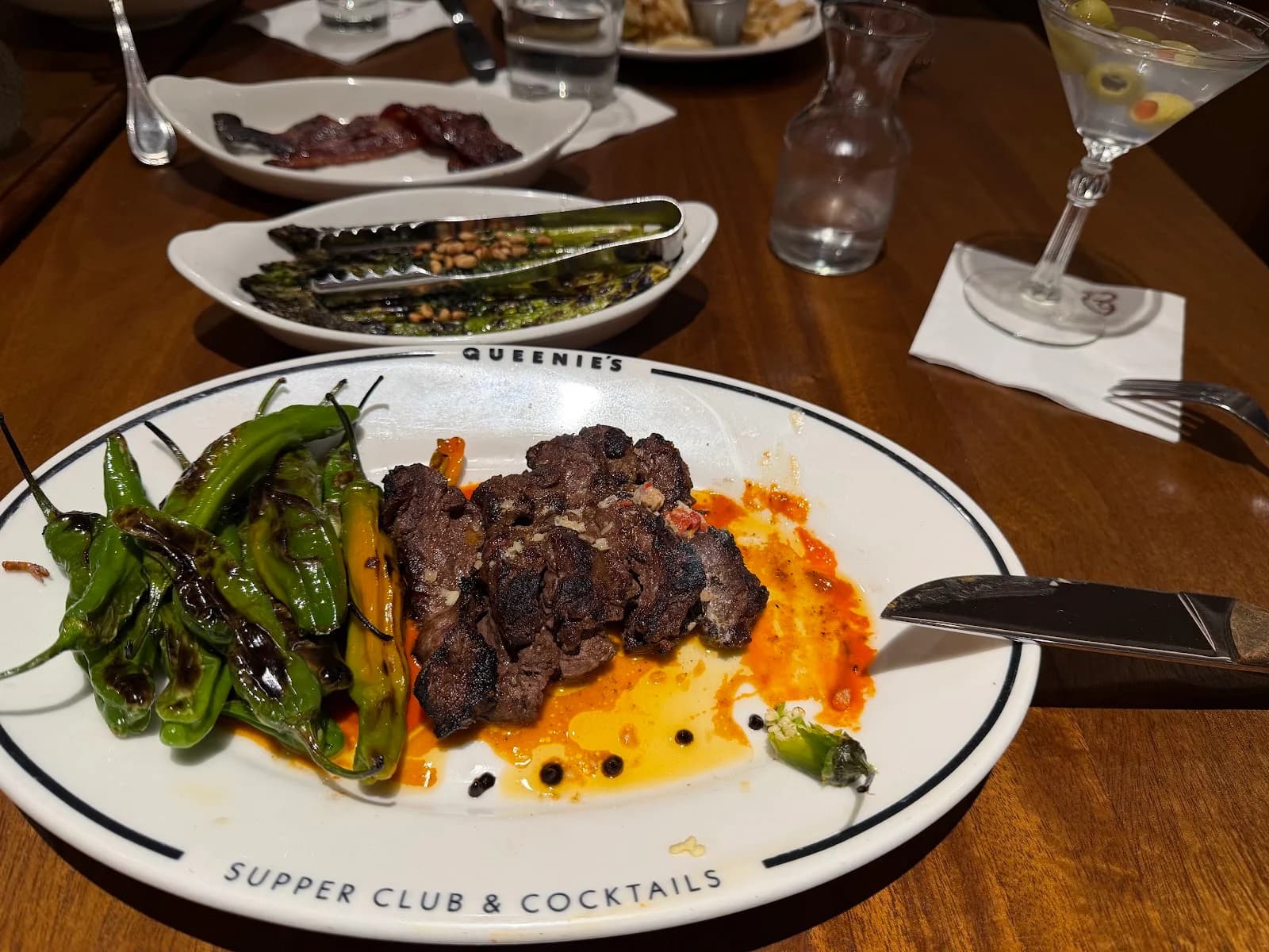 Queenie’s Supper Club & Cocktails photo 4