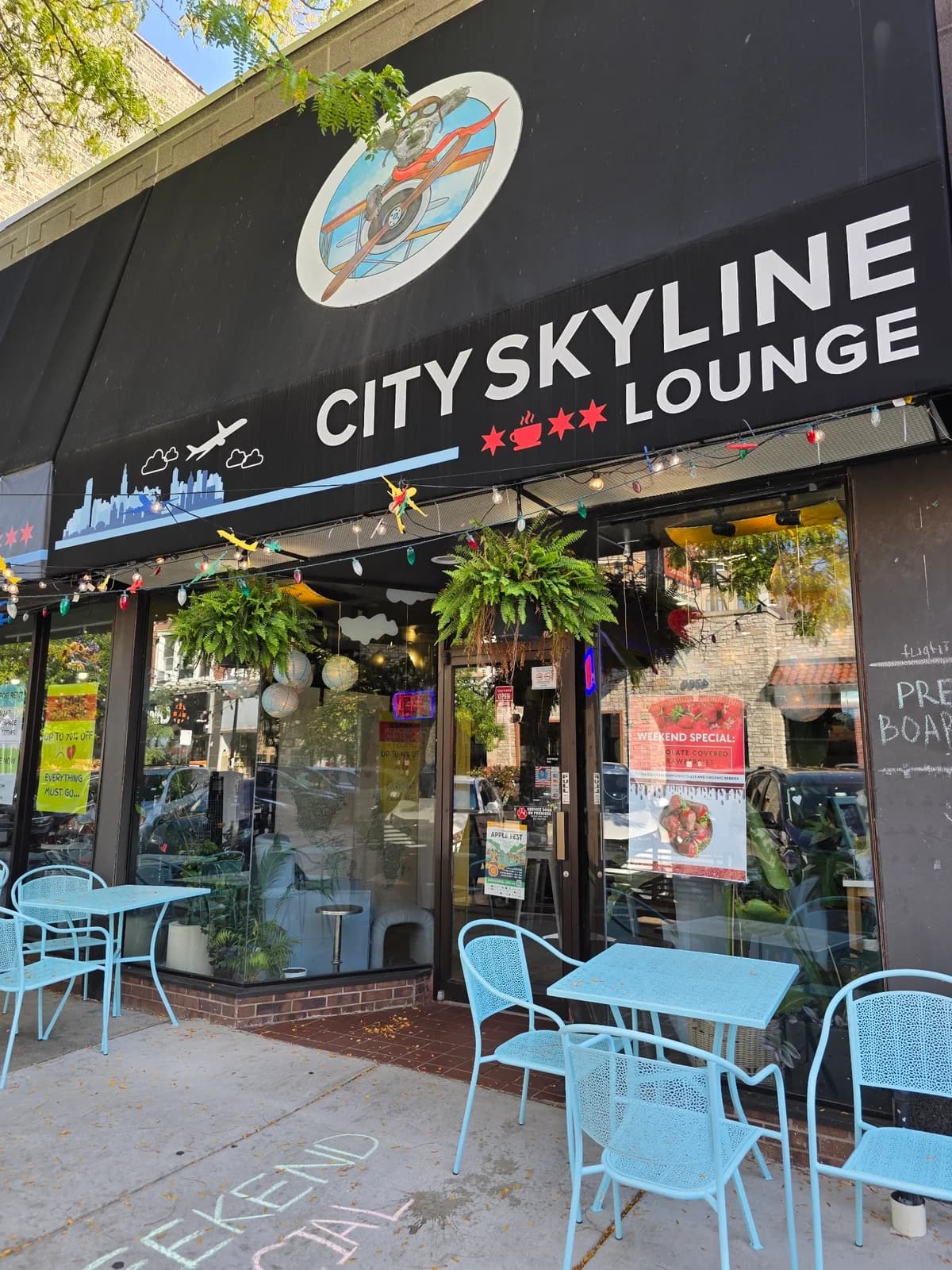 City Skyline Chicago - Coffee Lounge photo 7