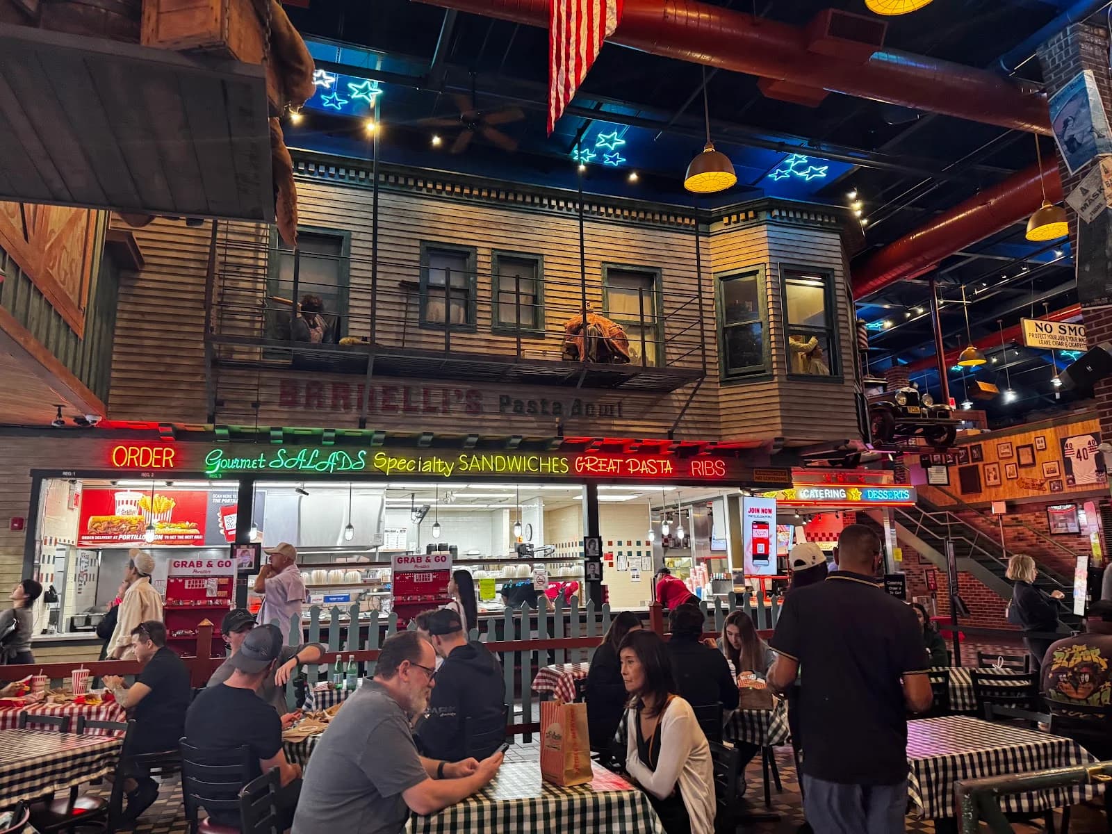 Portillo’s Chicago - Canal and Taylor photo 1