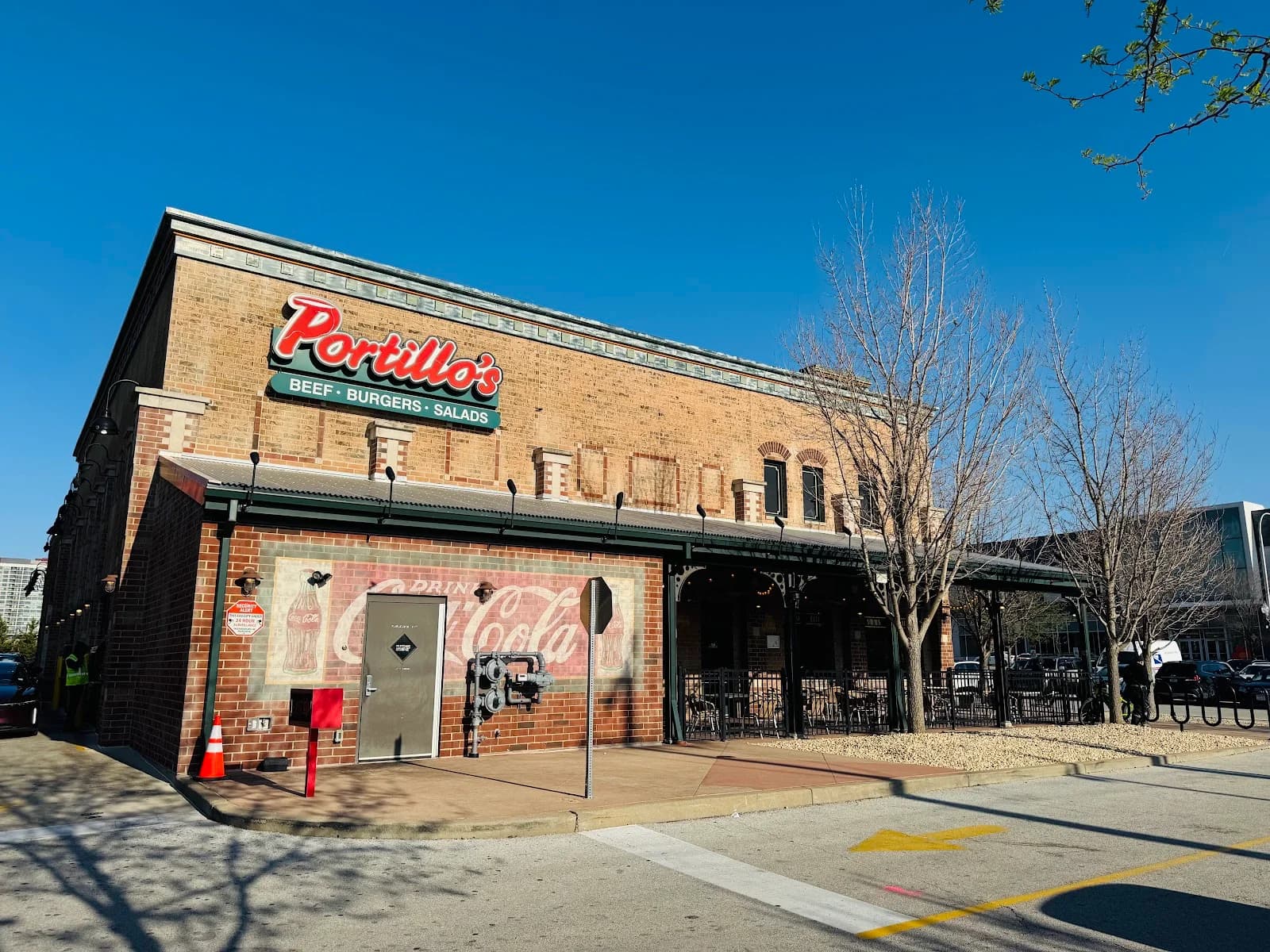 Portillo’s Chicago - Canal and Taylor photo 5