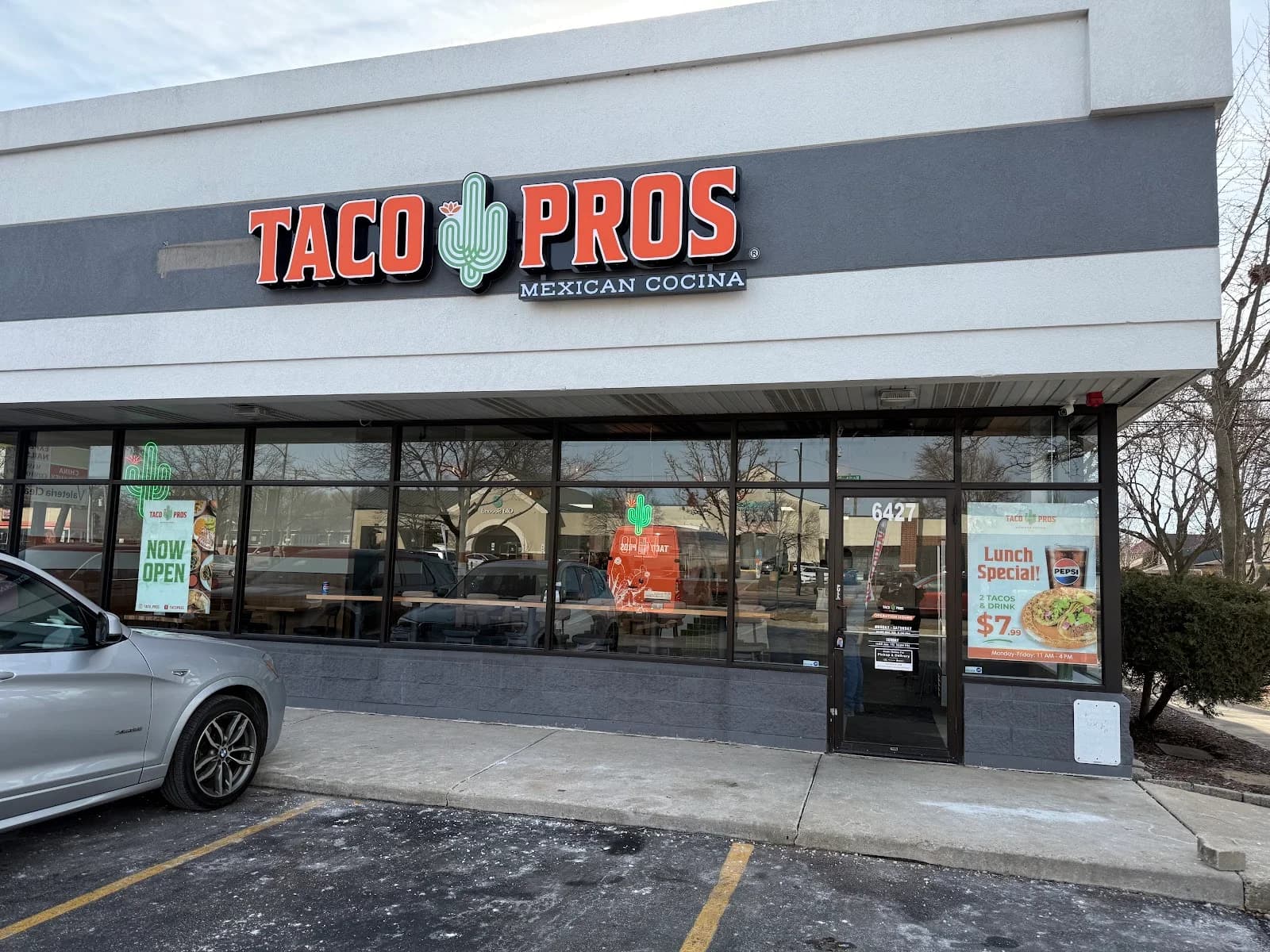 Taco Pros - North & Narragansett photo 1