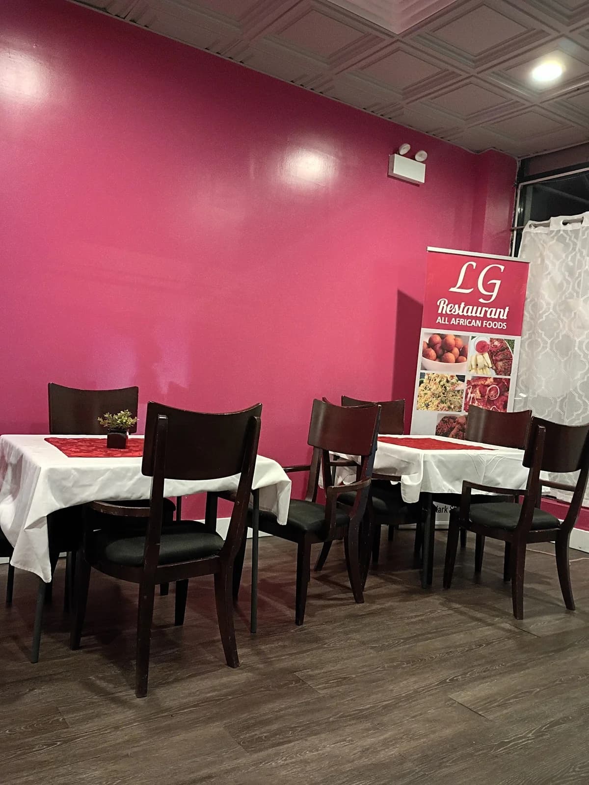 LG Restaurant photo 2