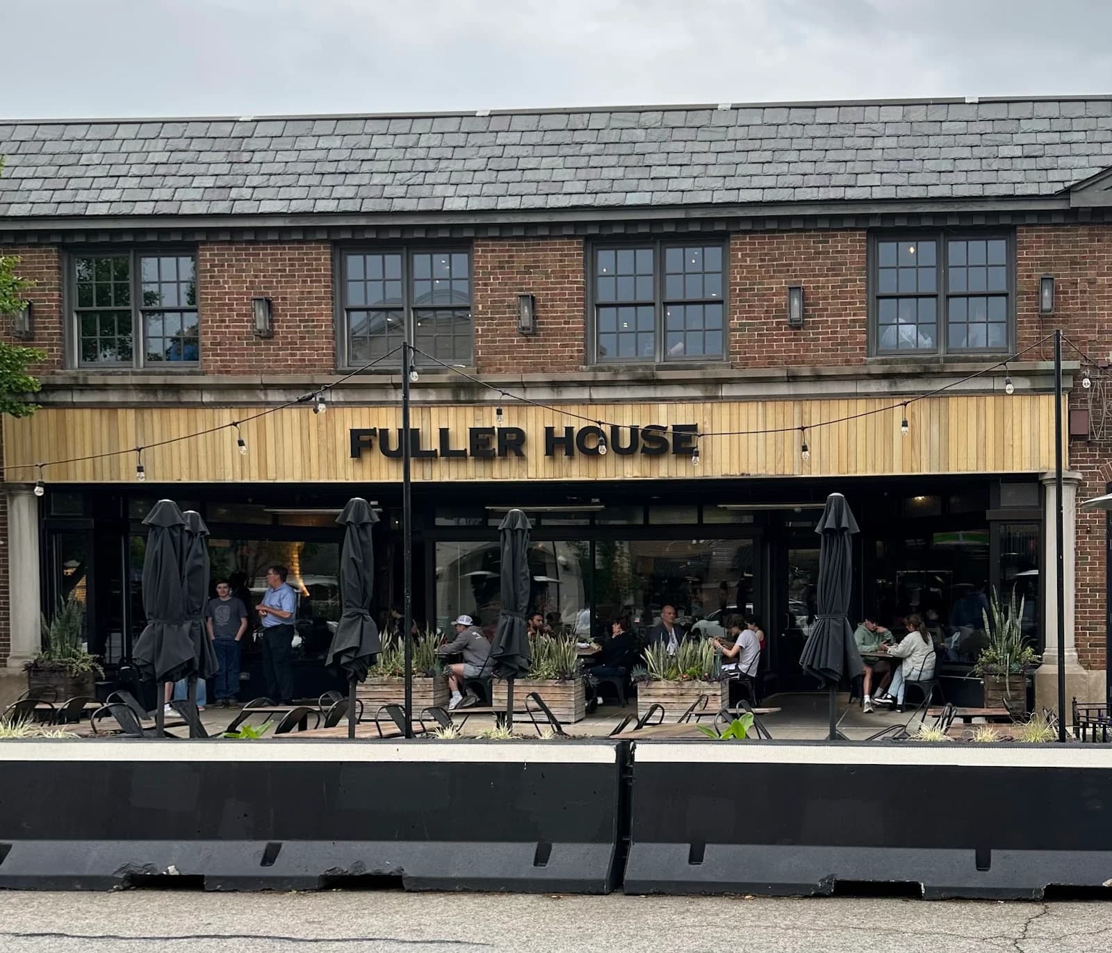 Fuller House photo 4