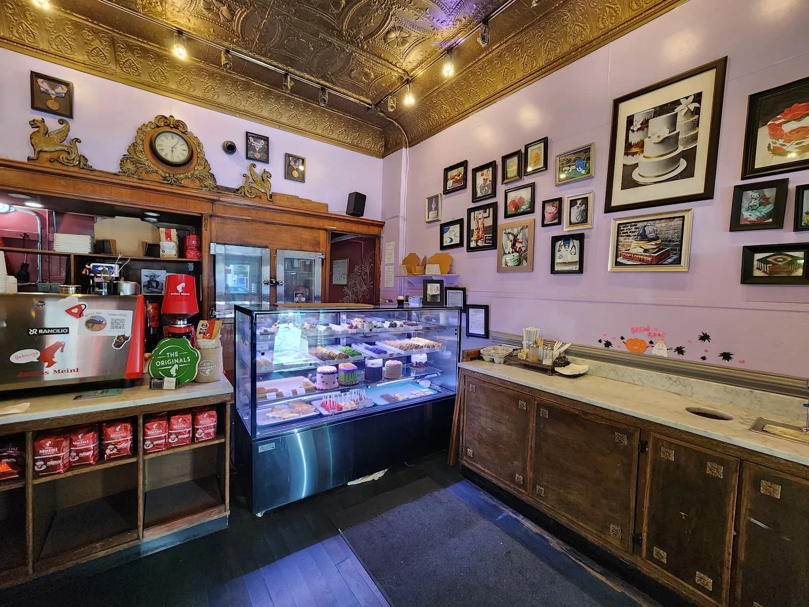 Alliance Bakery — Division photo 1