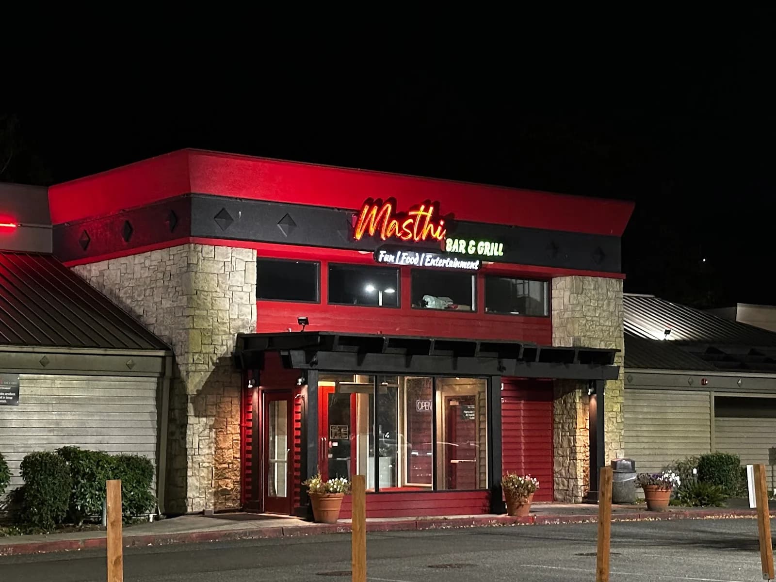 Masthi Bar & Grill photo 5