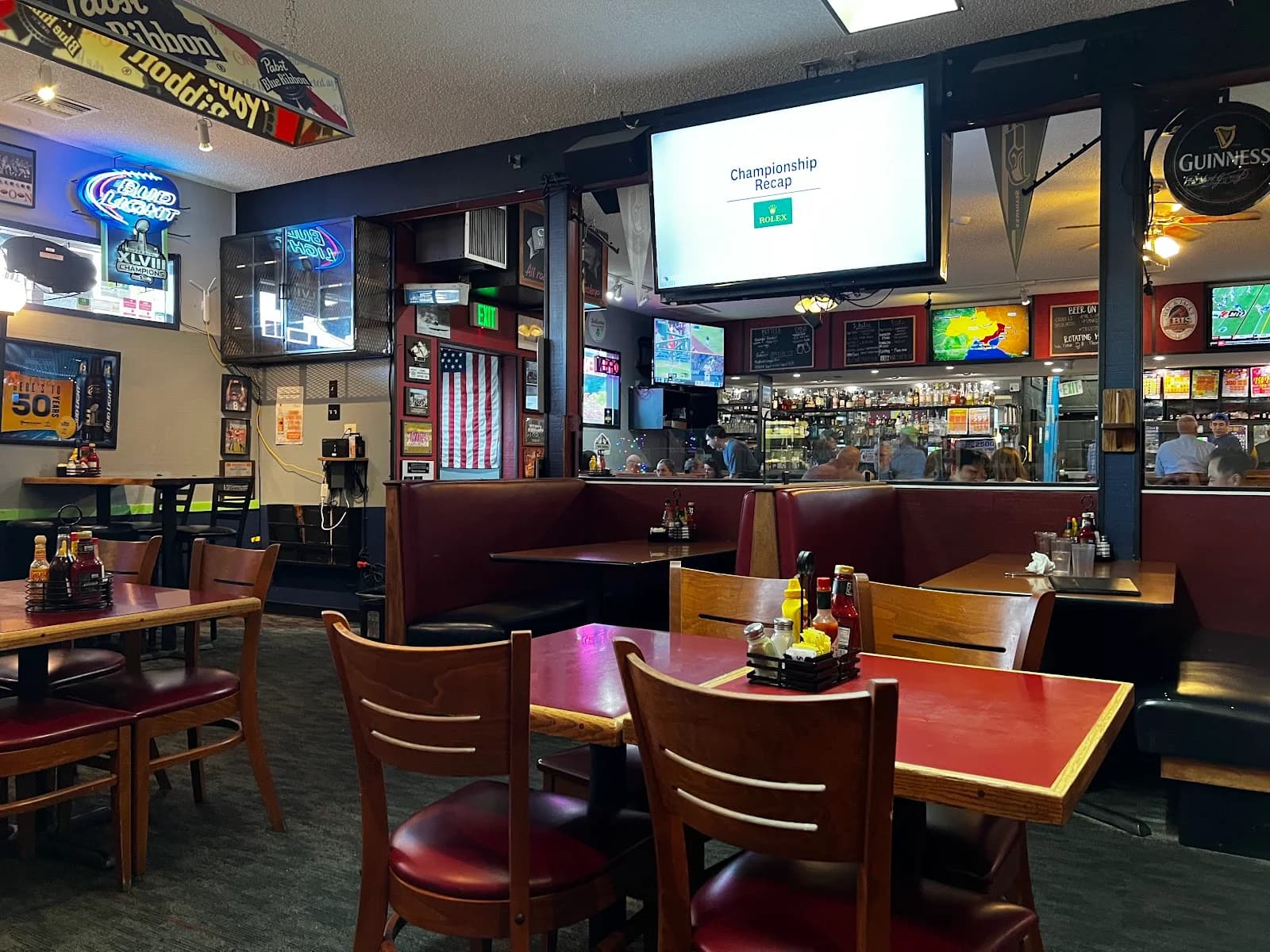 Gaslamp Bar & Grill photo 1