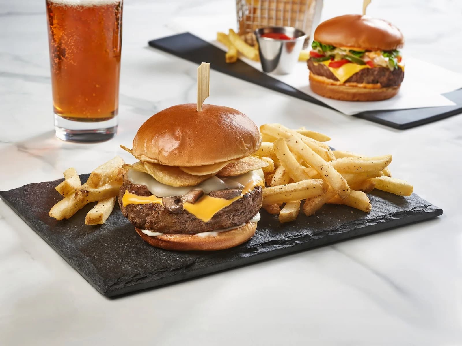 Bar Louie - O'Hare photo 3
