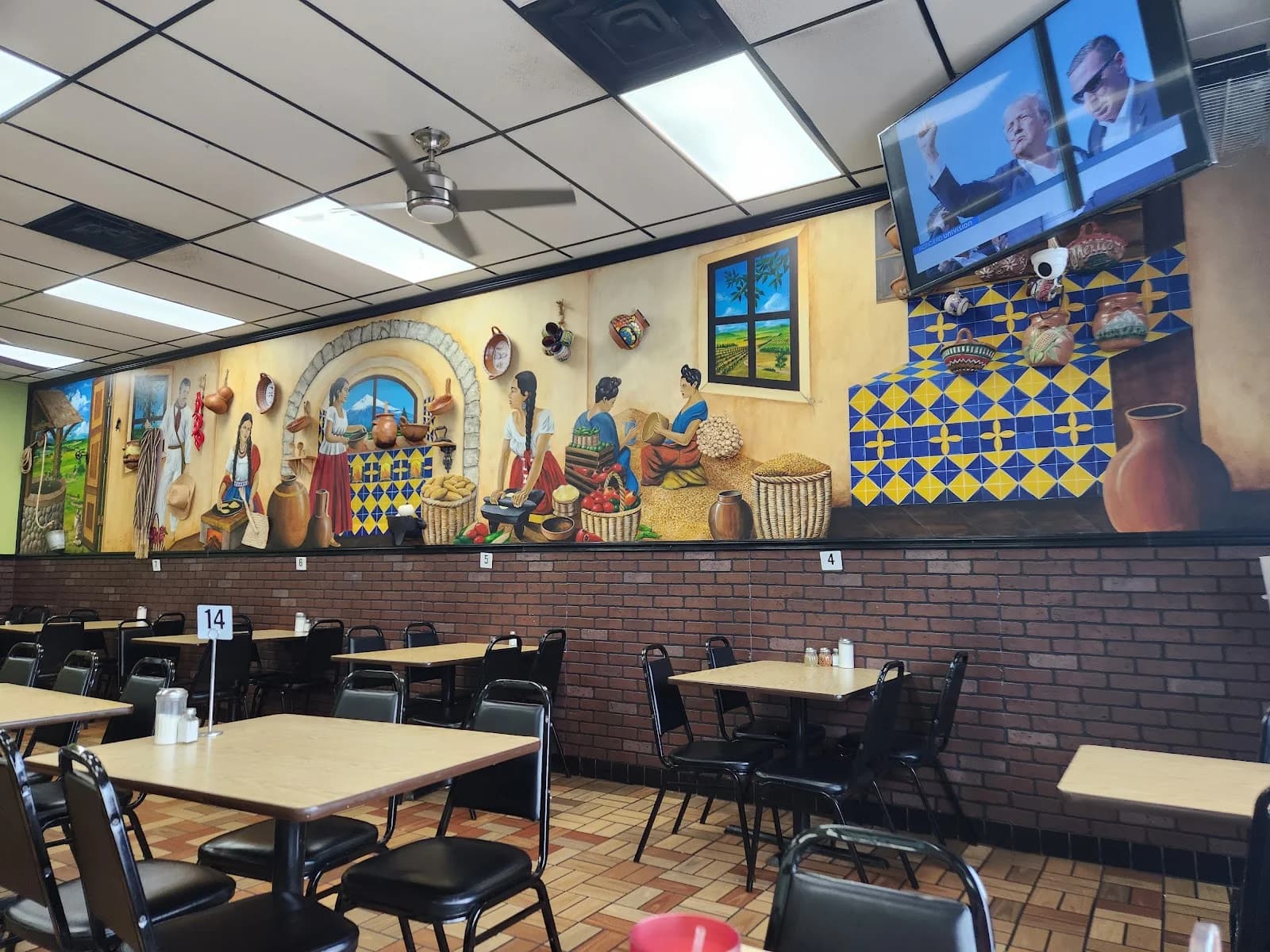 El Nuevo Taconazo Restaurant photo 1