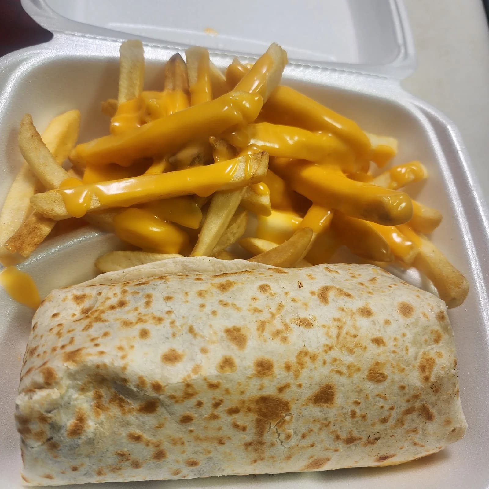 Garfield Gyros photo 3