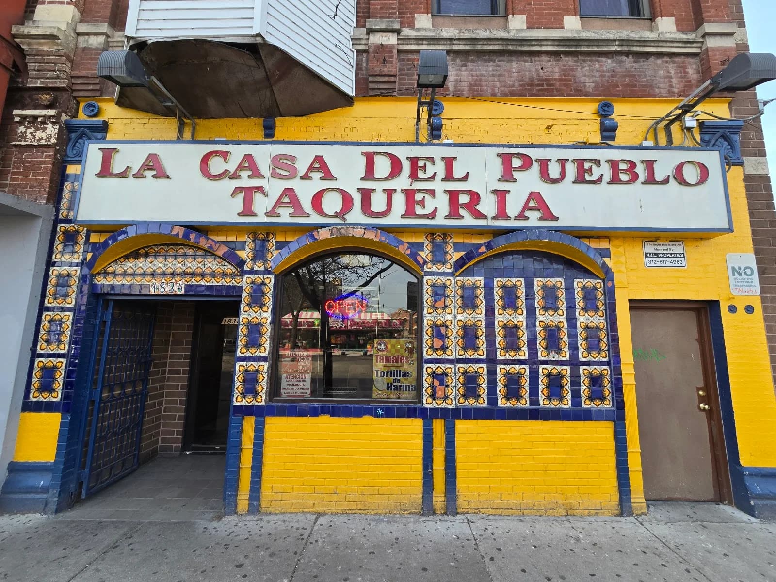 La Casa Del Pueblo Taqueria photo 1