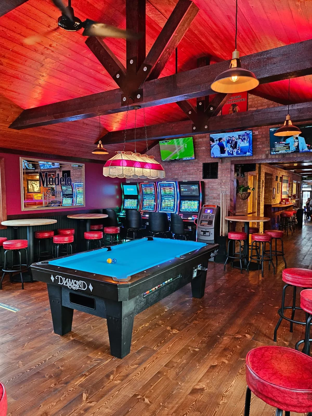 Tommy's On Higgins photo 1