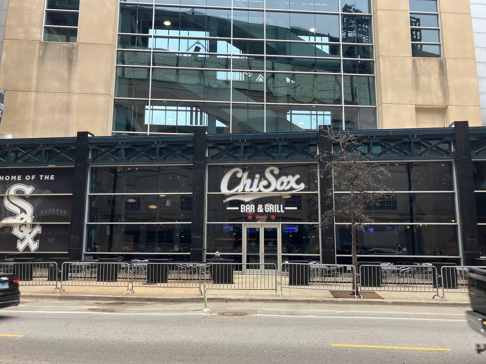 ChiSox Bar & Grill photo 3