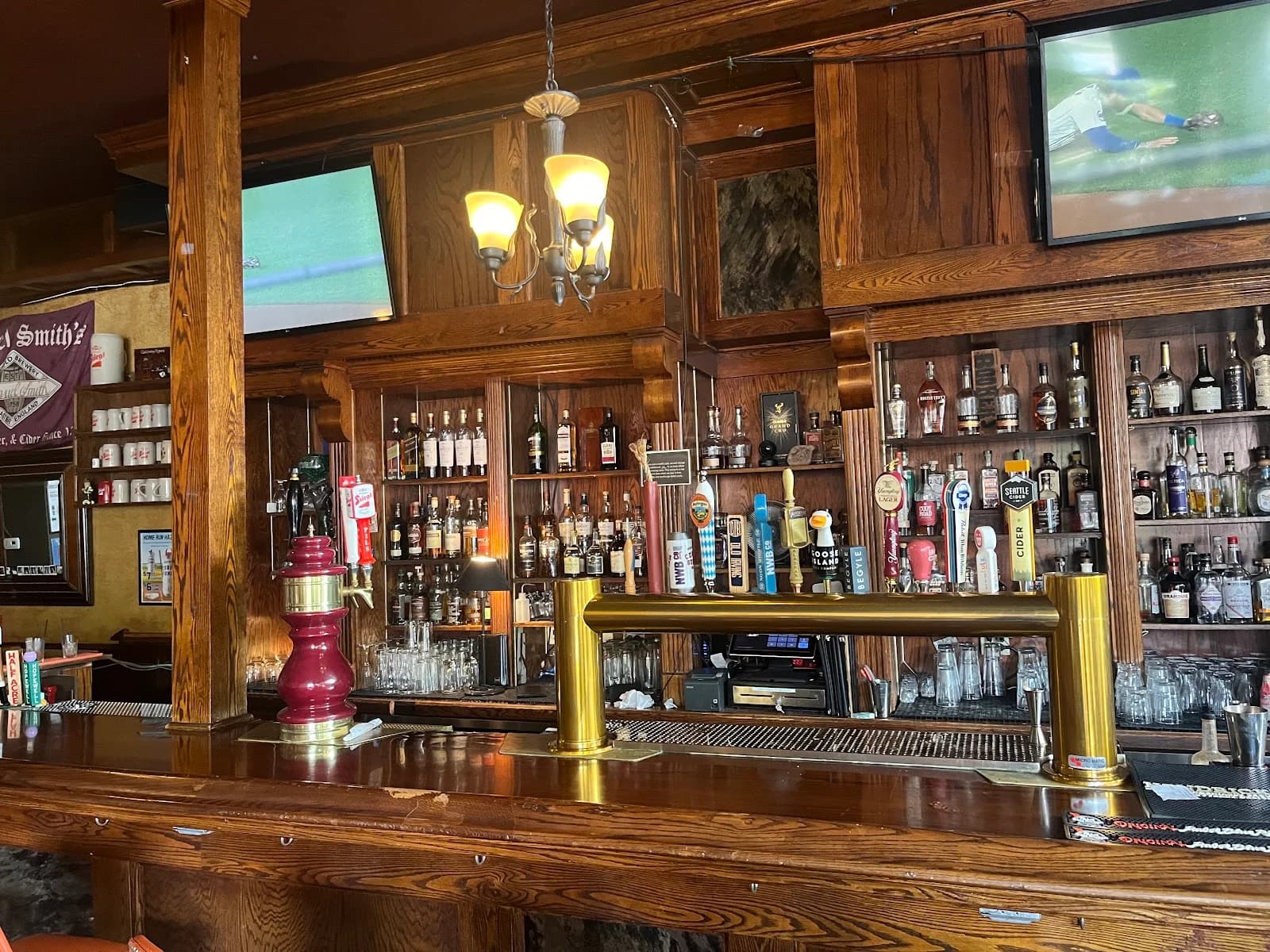 The Bar on Buena photo 2