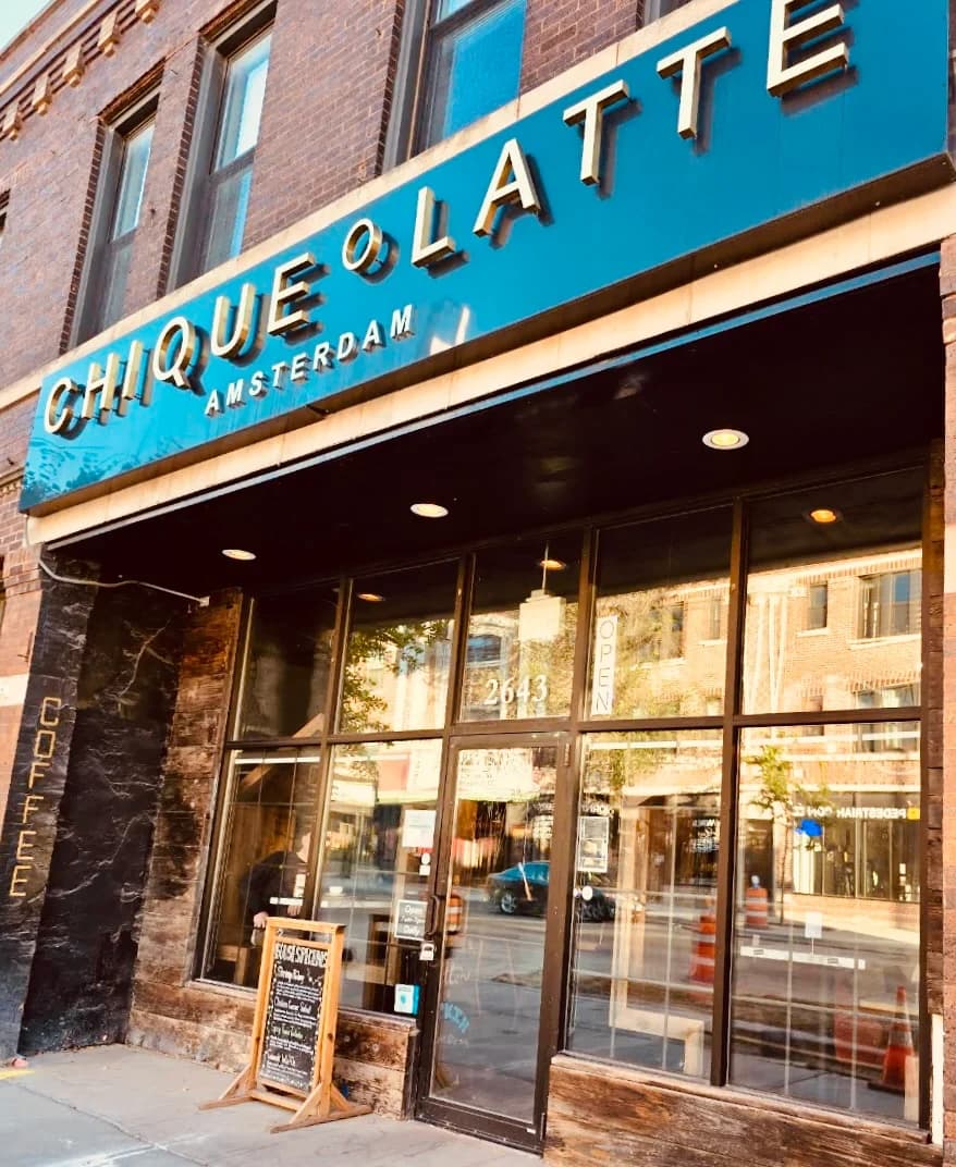 Chique°Latte Chicago photo 3
