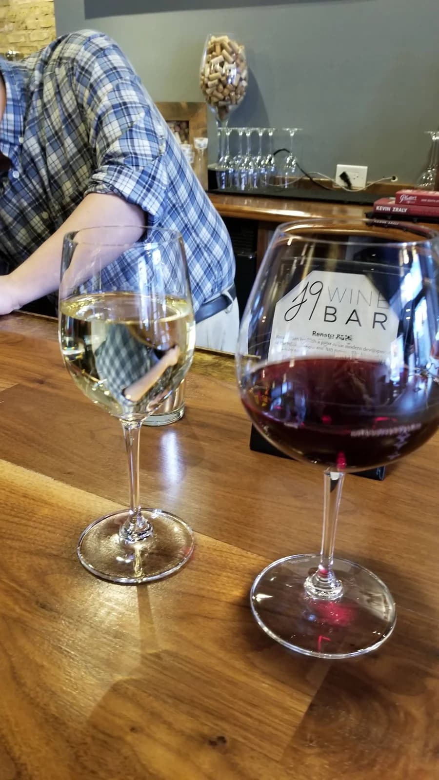 J9 Wine Bar photo 9
